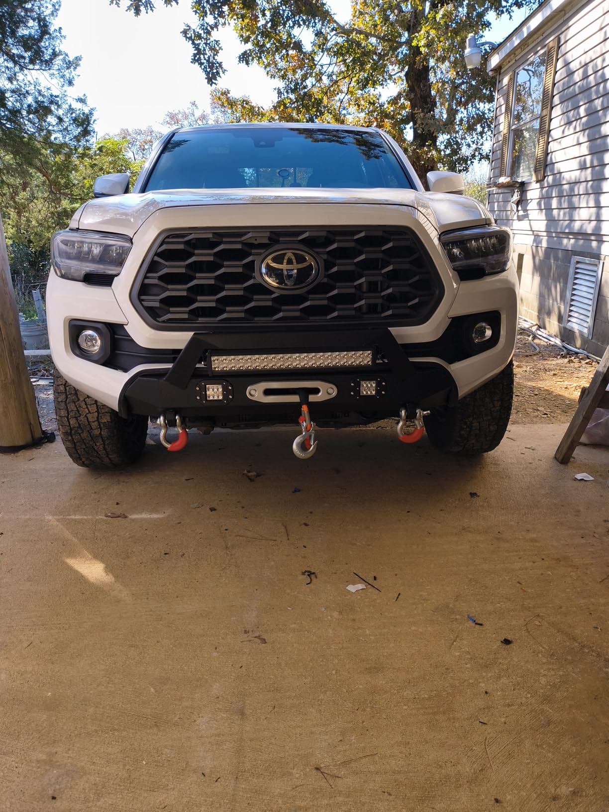 VEVOR 13,500 lb Electric, Truck Winch 12V DC 3/8 in x 80 ft Synthetic Rope Aluminum Fairlead Wireless & Wired Remote Control, 13500 lbs, IP55 Waterproof Towing for Off Road Jeep SUV Boat customer photo 2