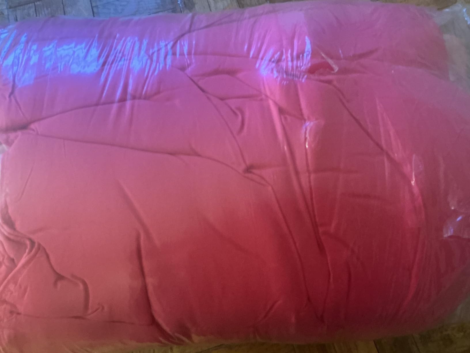 HIG 3pc Green Queen Size Comforter Set - All Season Reversible Down Alternative Bedding Comforter Set - Quilted Duvet Insert with Corner Tabs - Box Stitched Blanket - Breathable, Soft, Fluffy customer photo 1