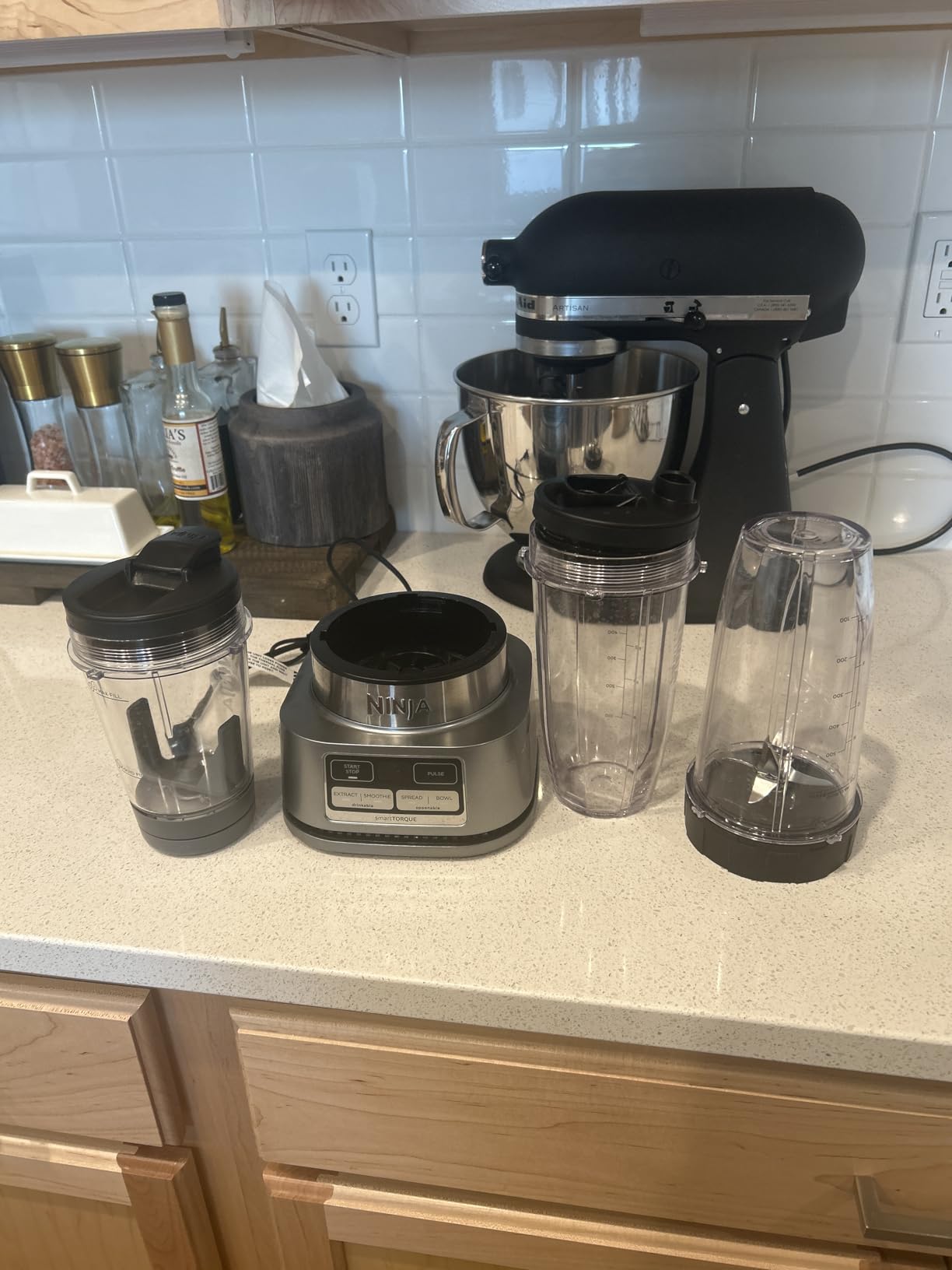 Blenders for Kitchen | Smoothie Blender, Mixer, Grinder - Premium Blending Performance for Sauces, Frozen Drinks, and More | 1200 Peak Watt Motor | SS101 Foodi Personal Smoothie Maker customer photo 1