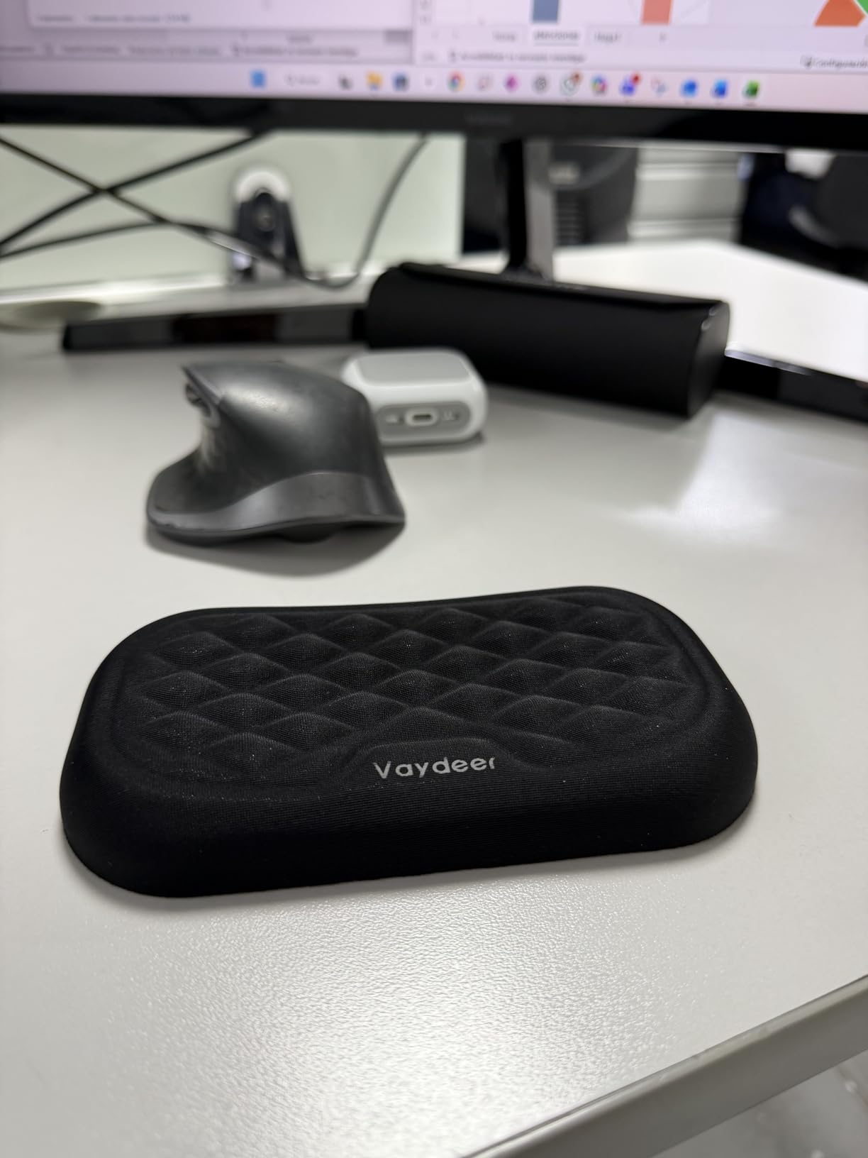 Vaydeer Keyboard Wrist Rest, Large Full Keyboard Support Pad, Memory Foam Hand Rest Cushion for Desk, Ergonomic Computer Laptop Mac Typing Padded, Office Gaming Palm Arm Carpal Tunnel Pain Relief customer photo 2