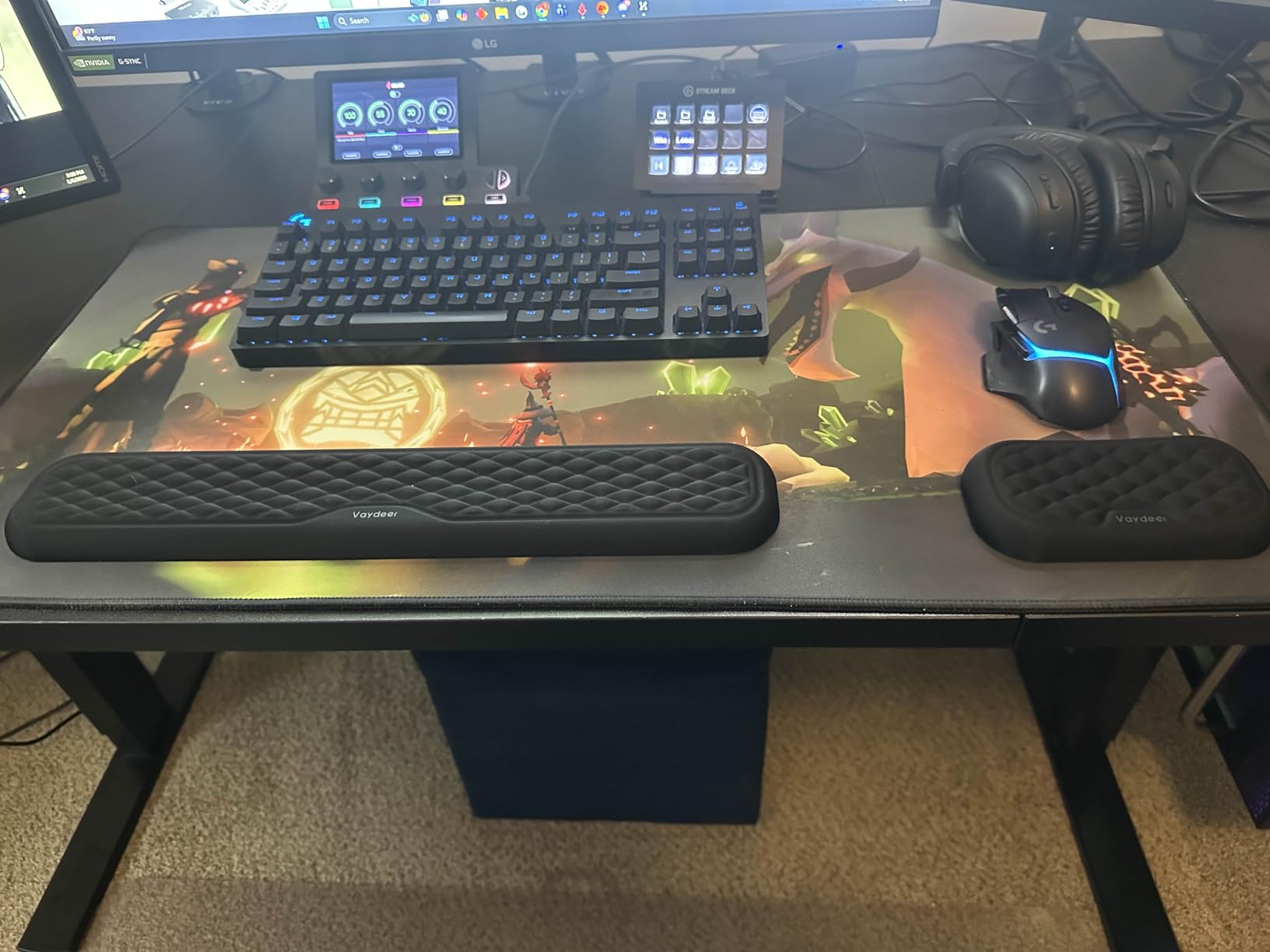 Vaydeer Wrist Rest for Keyboard and Mouse, Computer Ergonomic Wrist Support Pad, Soft Memory Foam Arm Cushion for Desk customer photo 2