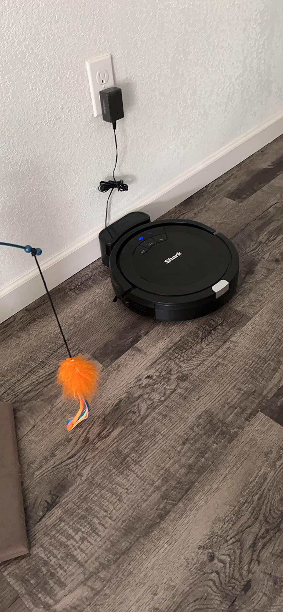Shark AV753 ION Robot Vacuum, Tri-Brush System, Wifi Connected, 120 Min Runtime, Works with Alexa, Multi Surface Cleaning, Grey customer photo 1