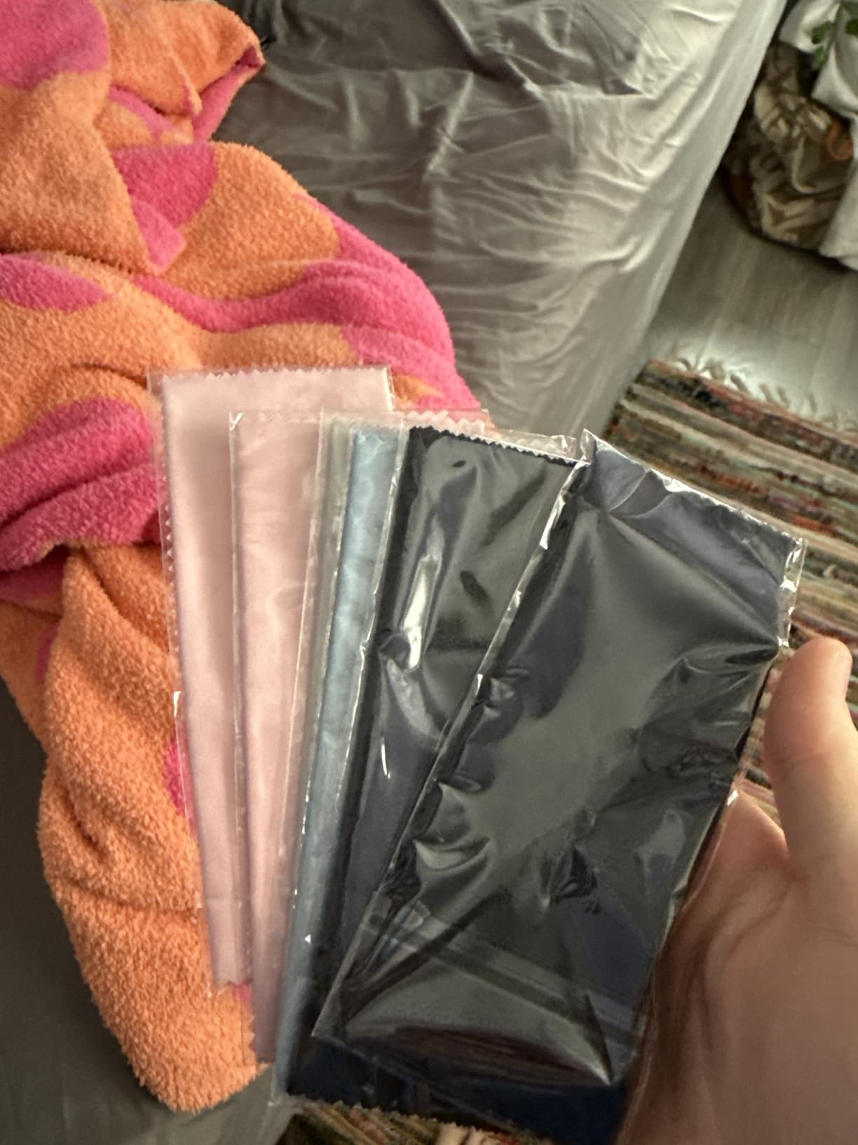 SmoTecQ 12 Pack Microfiber Lens Cleaning Cloths - Ultra-Soft, Scratch-Free Eyeglass Cloths for Glasses, Screens & Cameras - 7×6 in, Assorted Colors customer photo 1