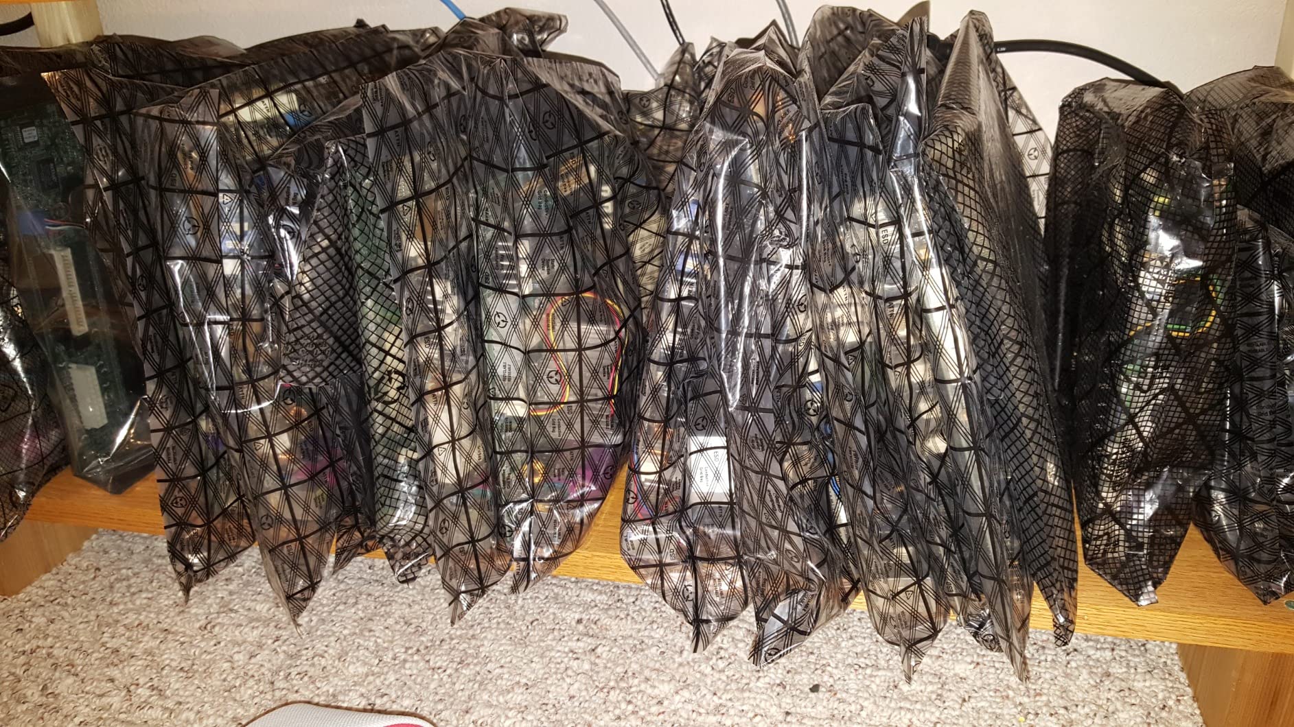 Open Top Antistatic Bag,10pcs 12X16in/30x40cm Large ESD Anti Static Bags for Motherboard Video Card LCD Screen with Anti-Static Labels customer photo 2