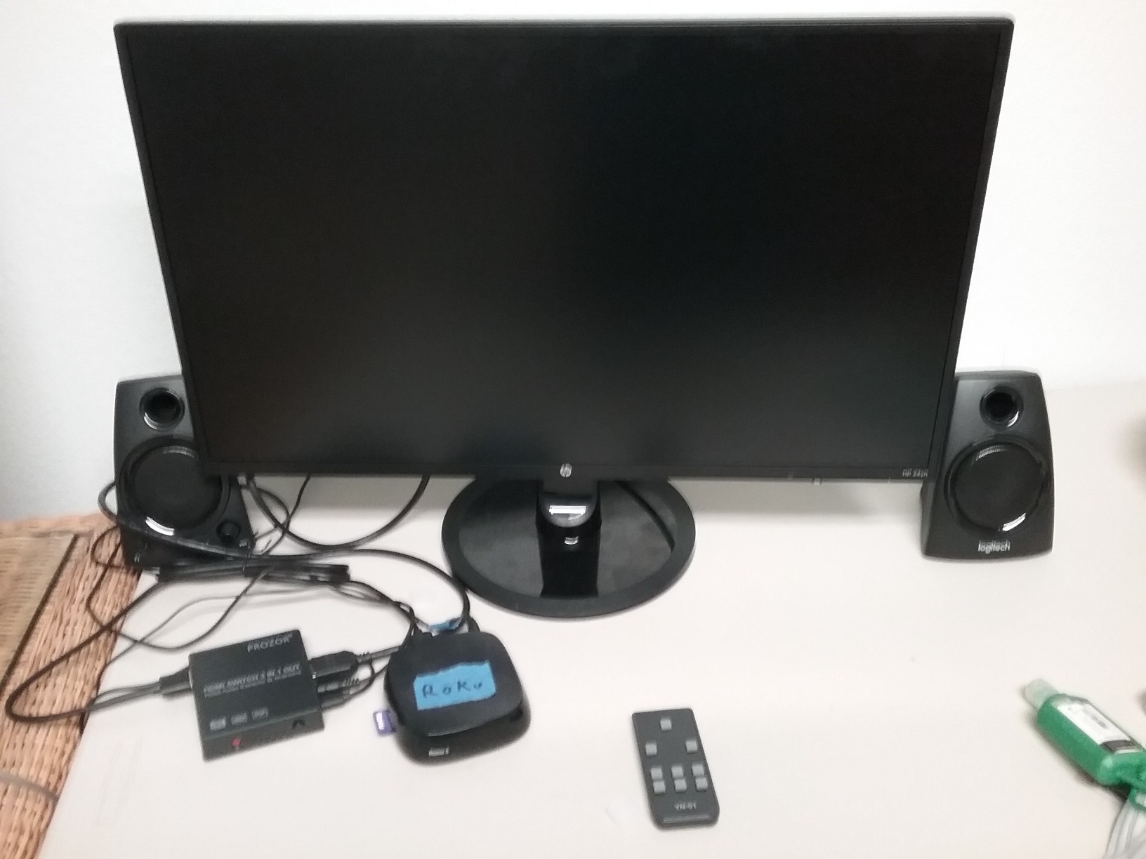 J-Tech Digital HDMI Splitter 4K 60Hz 1X4 Multi-Resolution Output (MRO) HDMI 2.0 Splitter Supports downscale HDR HDR10 / Dolby Vision 4K@60Hz 4:4:4 HDCP2.3 2.2 (JTECH-4KSP4) customer photo 2