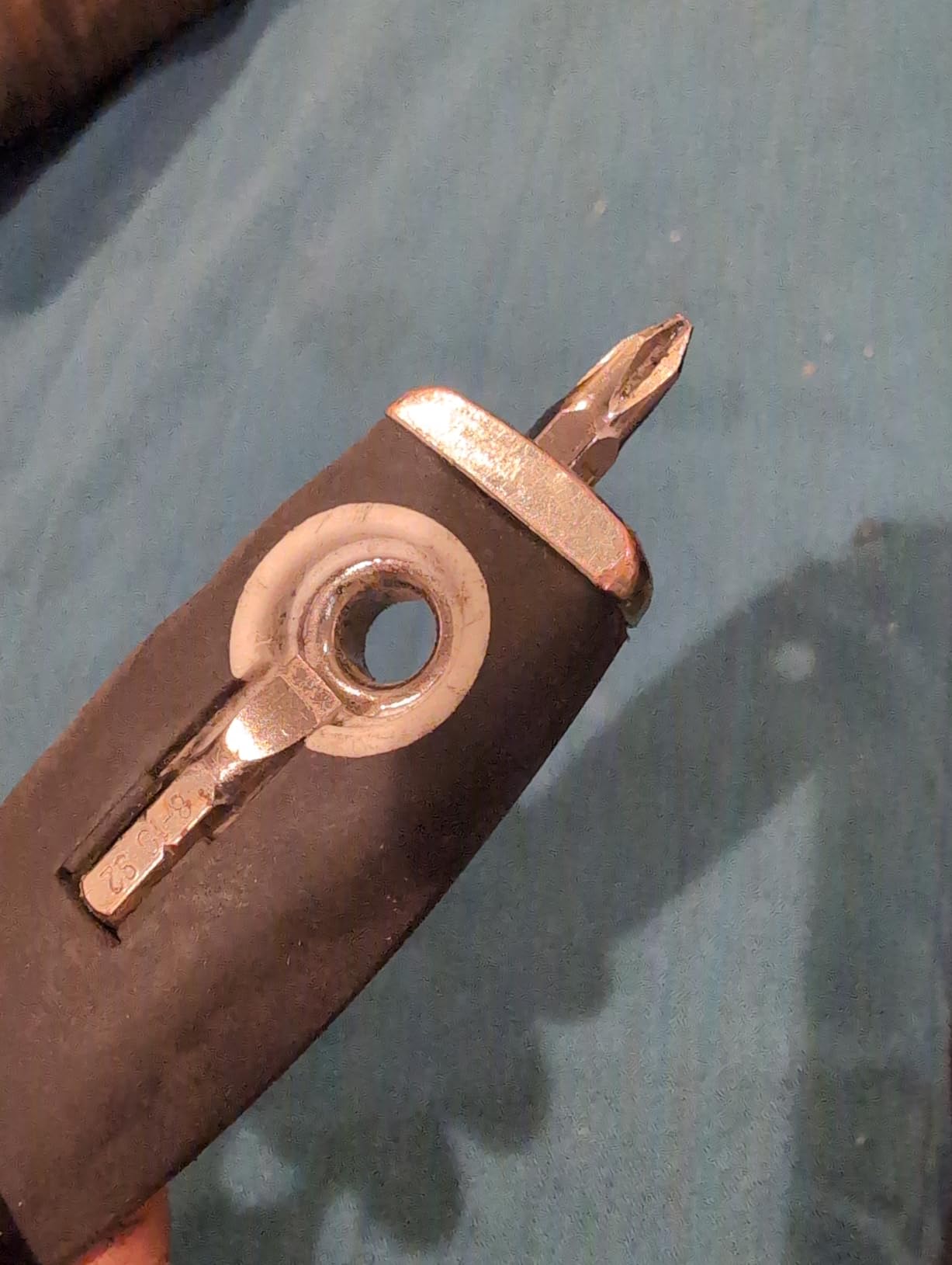 Amazon Basics 14-IN-1 Soft Grip Painters Tool with Hammer End, Paint Scraper, Nail Puller, Roller Cleaner, 3