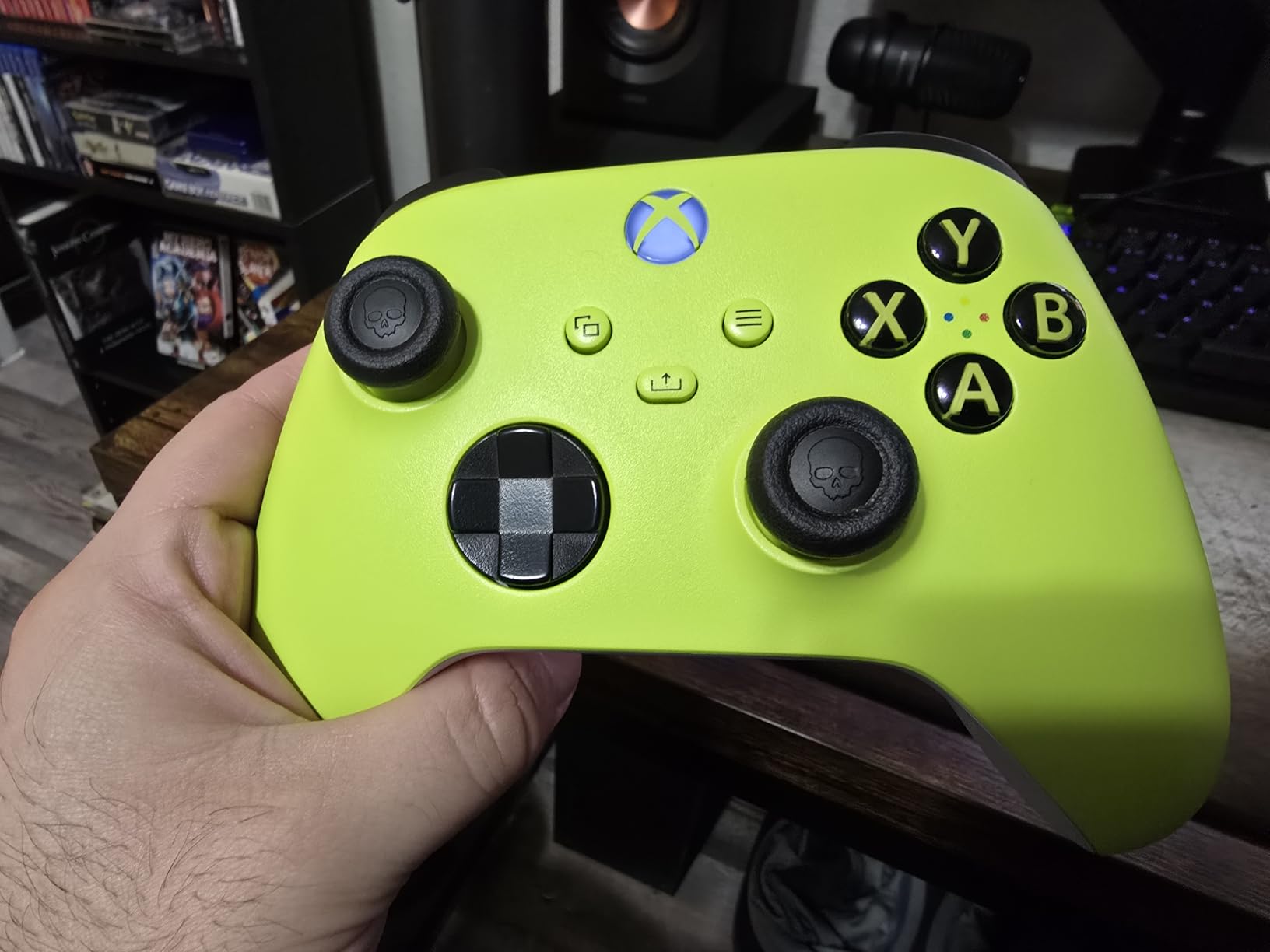 Skull & Co. Skin, CQC and FPS Thumb Grips Joystick Cap Analog Stick Cover for Xbox Controller and ROG Xbox Ally- Black, Set of 6 customer photo 1