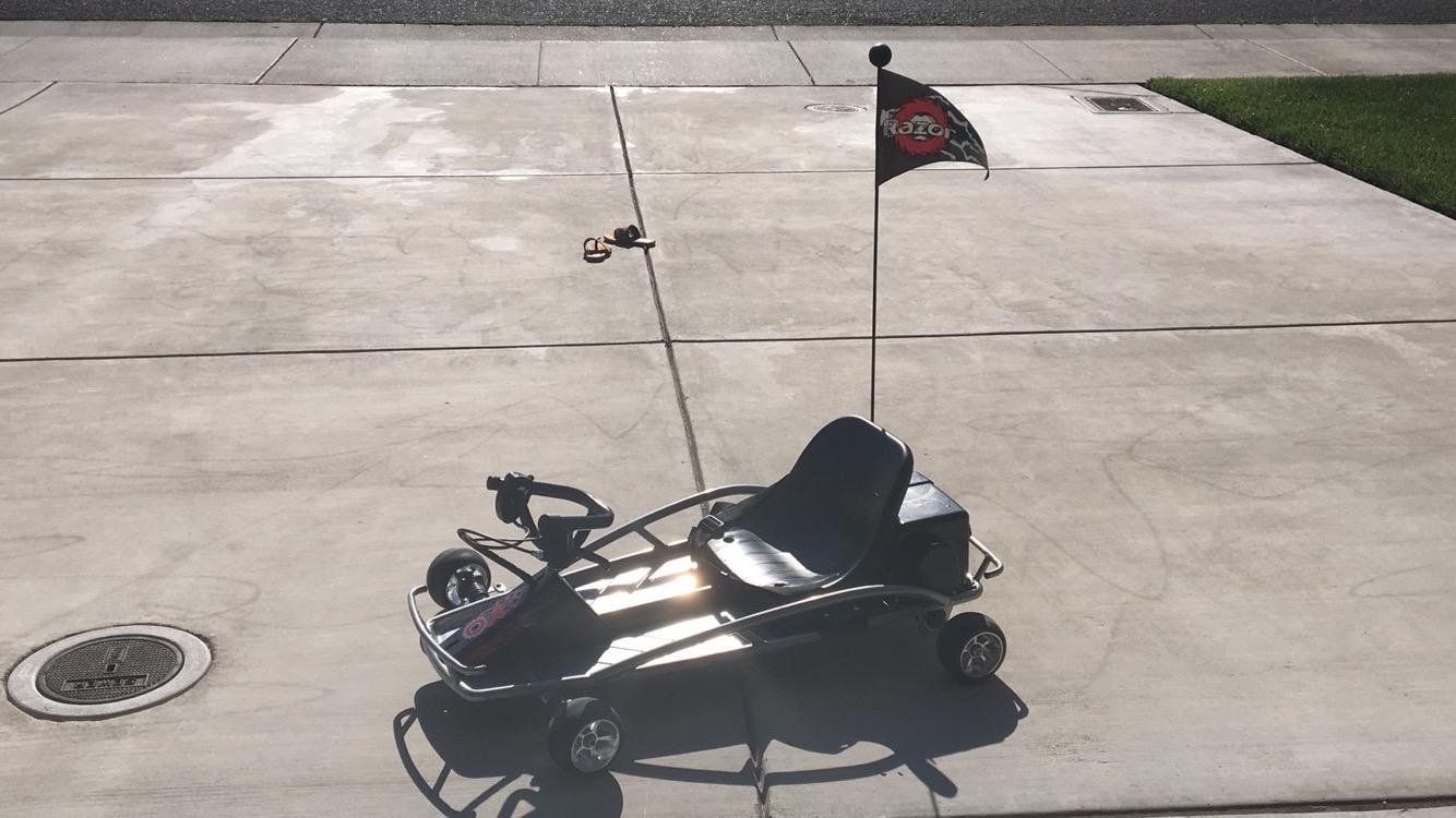 Razor Ground Force - Electric Go-Kart for Ages 8+, Up to 12 MPH, Up to 40 Minutes of Continuous Use, Variable Speed Throttle, 24V Rechargeable Battery customer photo 1