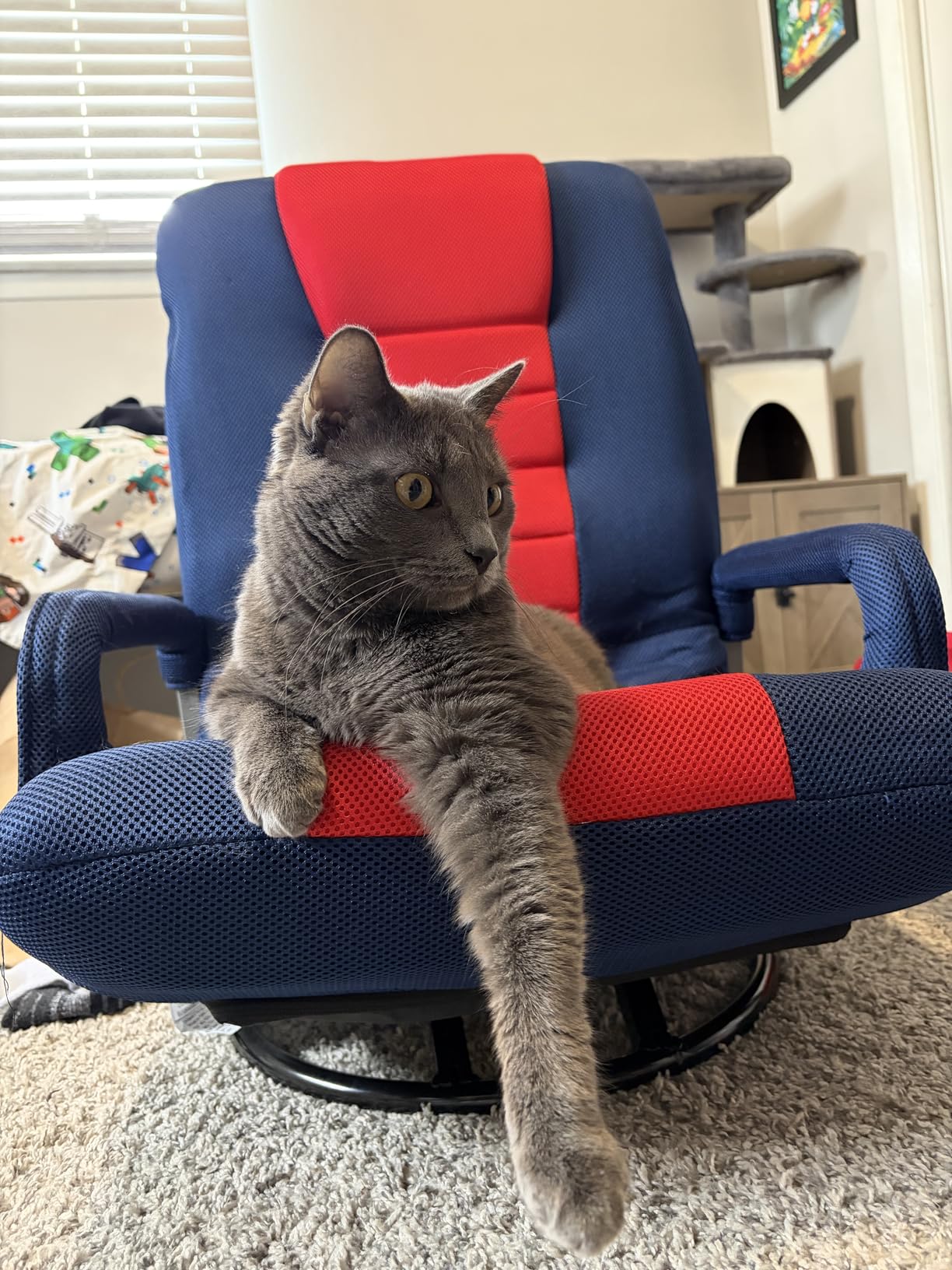 Best Choice Products Swivel Gaming Chair 360 Degree Multipurpose Floor Chair Rocker for TV, Reading, Playing Video Games w/Lumbar Support, Armrest Handles, Adjustable Foldable Backrest - Black/Blue customer photo 2