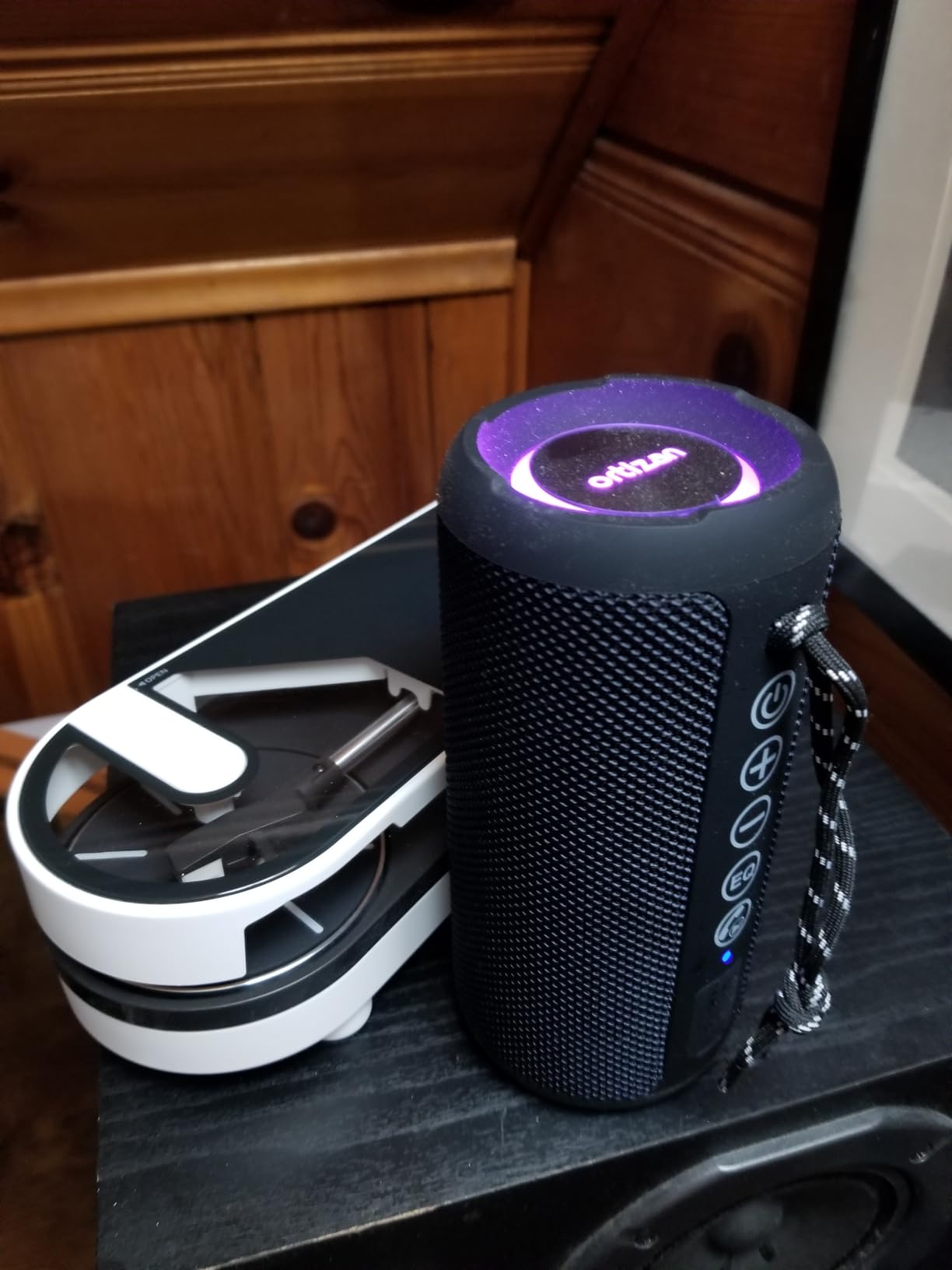 Ortizan Portable Bluetooth Speaker (1nd Gen), IPX7 Waterproof, Wireless, Big Sound and Deep Bass, TWS Pairing, 30Hrs of Playtime, for Home/Party/Outdoor/Beach, Birthday Gifts for Men Women - Black customer photo 1