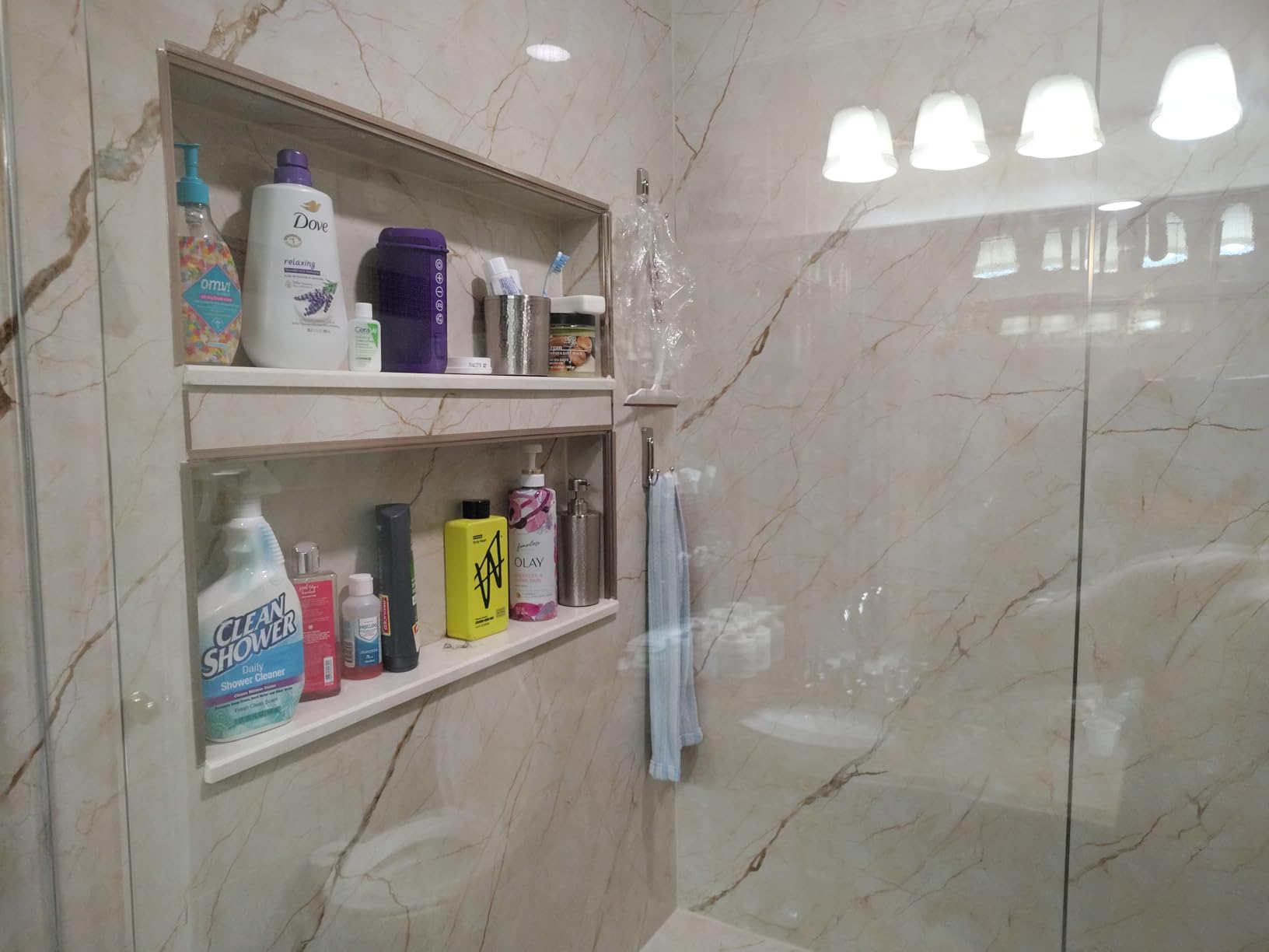 Ortizan Portable Bluetooth Speaker (1nd Gen), IPX7 Waterproof, Wireless, Big Sound and Deep Bass, TWS Pairing, 30Hrs of Playtime, for Home/Party/Outdoor/Beach, Birthday Gifts for Men Women - Black customer photo 2