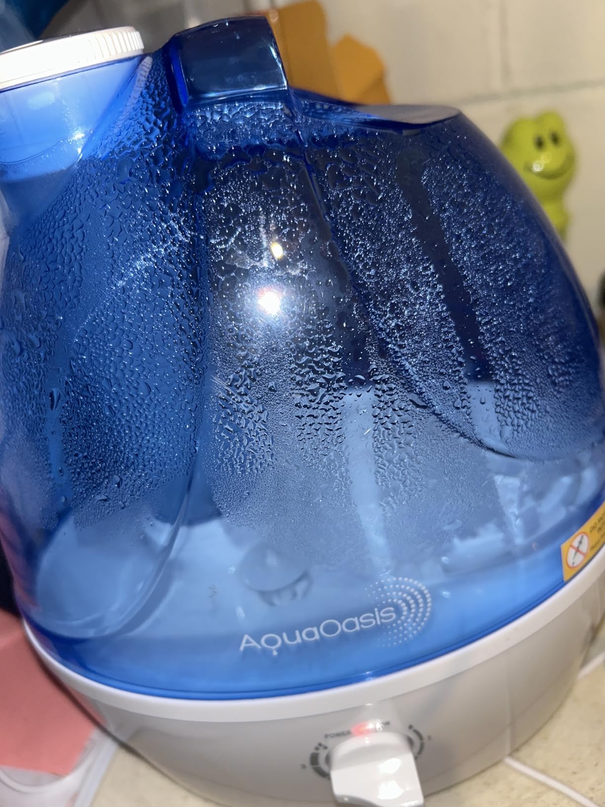 AquaOasis Cool Mist Humidifier (2.2L Water Tank) Quiet Ultrasonic Humidifiers for Bedroom & Large room - Adjustable -360 Rotation Nozzle, Auto-Shut Off, Humidifiers for Babies Nursery & Whole House customer photo 1