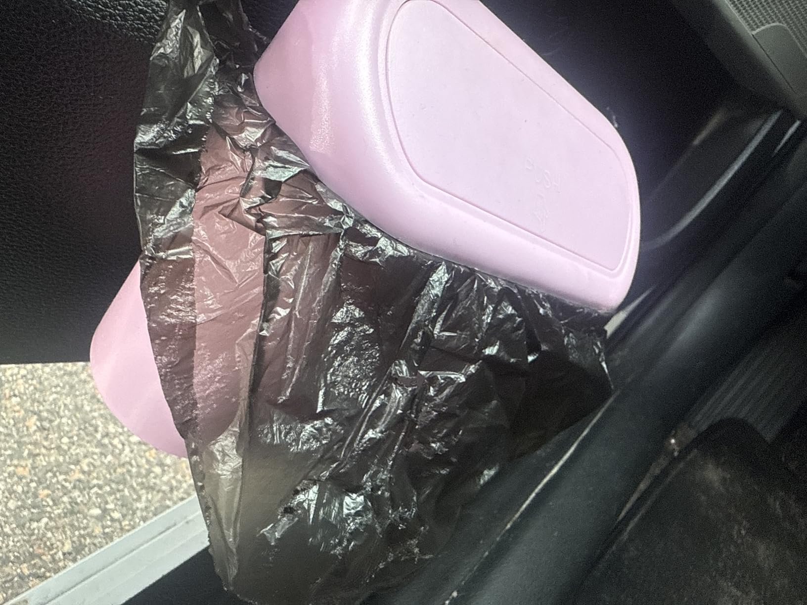 Accmor Car Trash Can with Lid, Mini Auto Dustbin Garbage Organizer with 30 Pcs Plastic Trash Bag, Automotive Garbage Container Bin for Vehicle, Home, Office customer photo 1