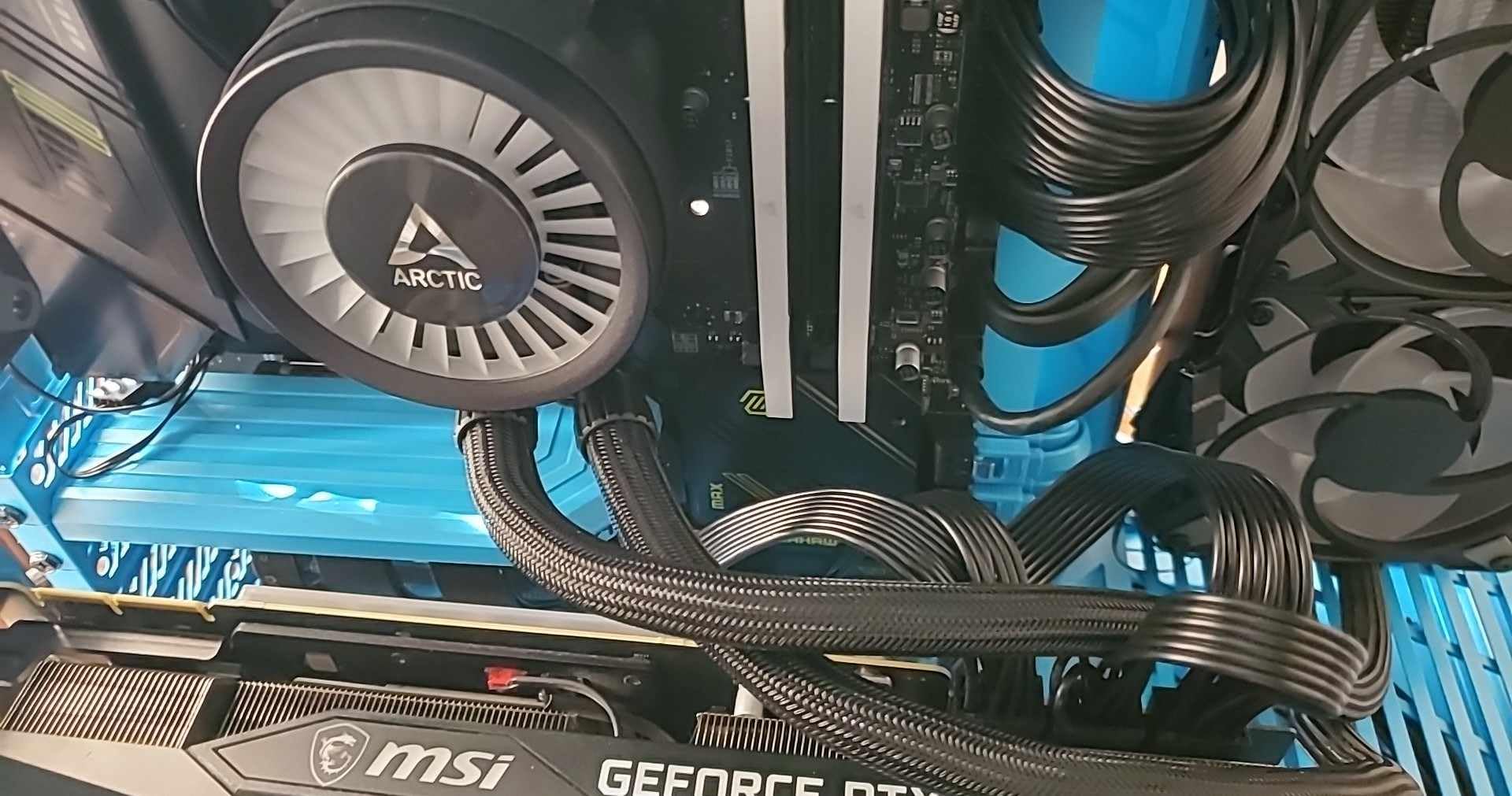 SABRENT SATA III (6 Gbit/s) Straight Data Cable with Locking Latch for HDD/SSD/CD and DVD Drives (3 Pack 20 Inch) in Black (CB-SFK3) customer photo 2