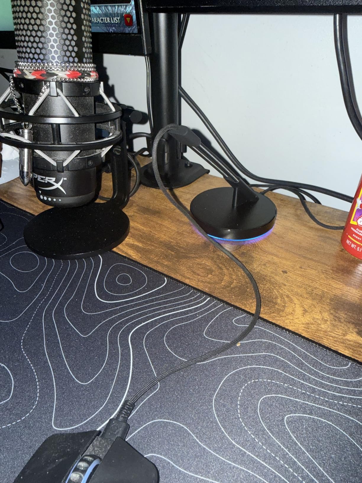 Razer Gaming Mouse Bungee V3 Chroma: Drag-Free Wired Mouse Support - for Esports-Level Performance - Weighted Base - Anti-Slip Feet customer photo 1