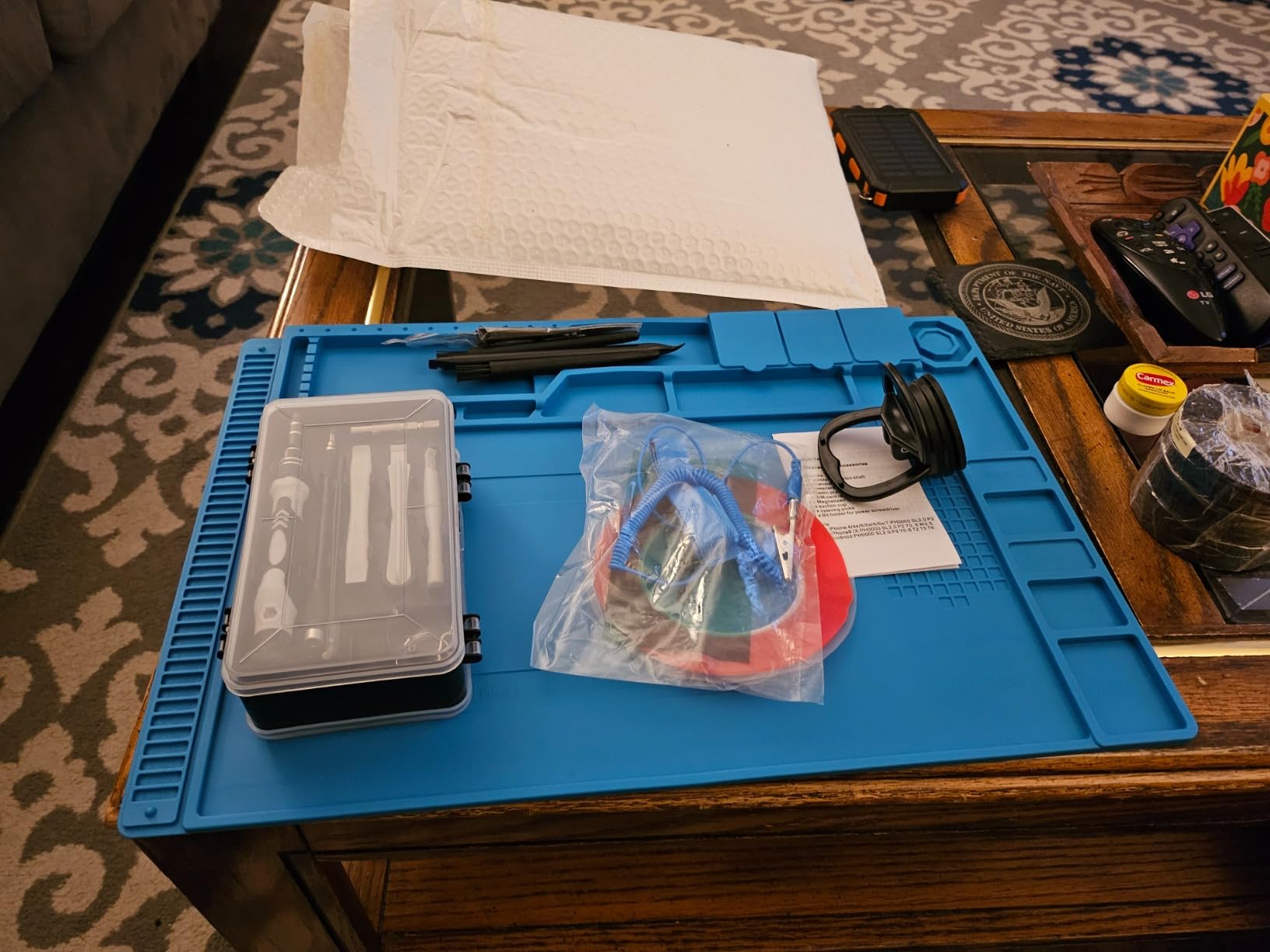 Precision Screwdriver Set, Electronics Repair Tool Kit with Anti Static Mat, ESD Wristband,Fast Home Multi-types Drivers for Phone, Computer, Laptop customer photo 1