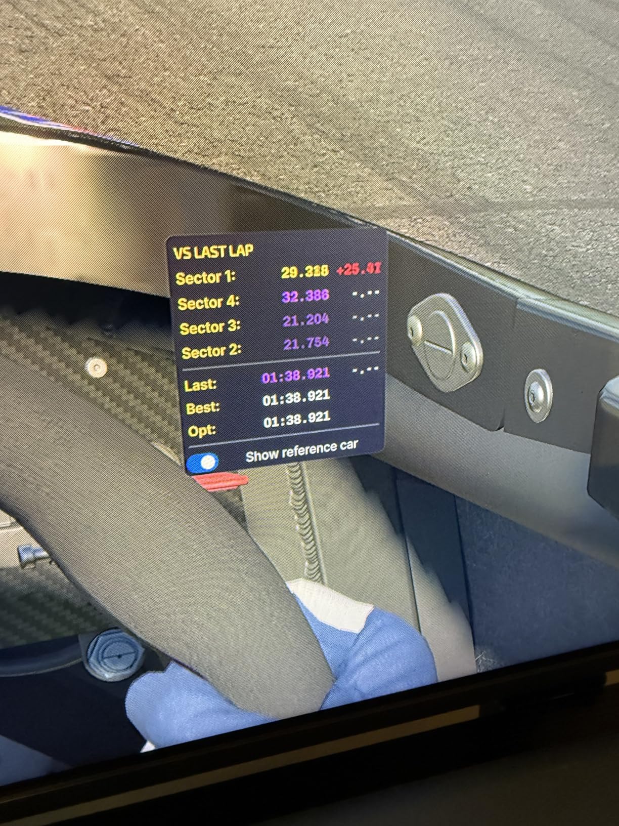 Logitech G PRO Racing Pedals - Racing Simulator Pedals with 100kg Load Cell Brake, Fully Customizable, Swappable Springs & Elastomers, Modular Design customer photo 1