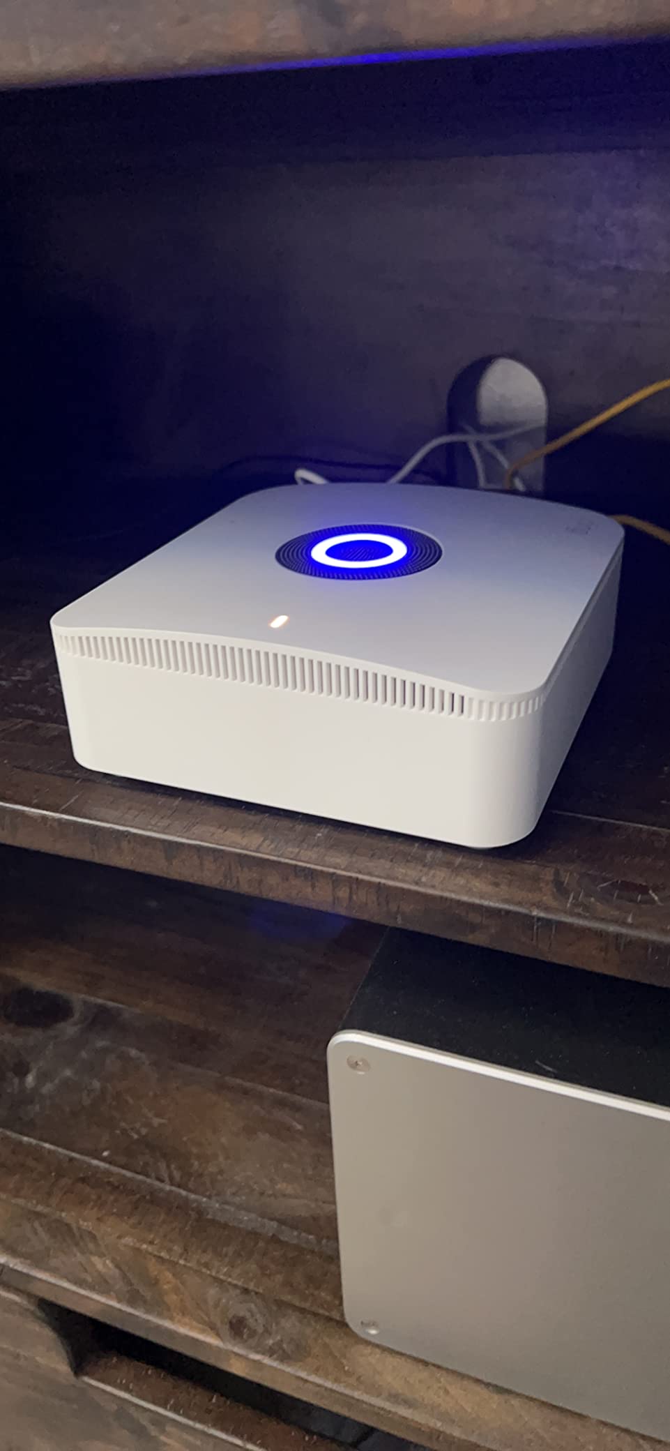 Alarm Pro Base Station (newest model), with built-in eero Wi-Fi 6 router customer photo 1