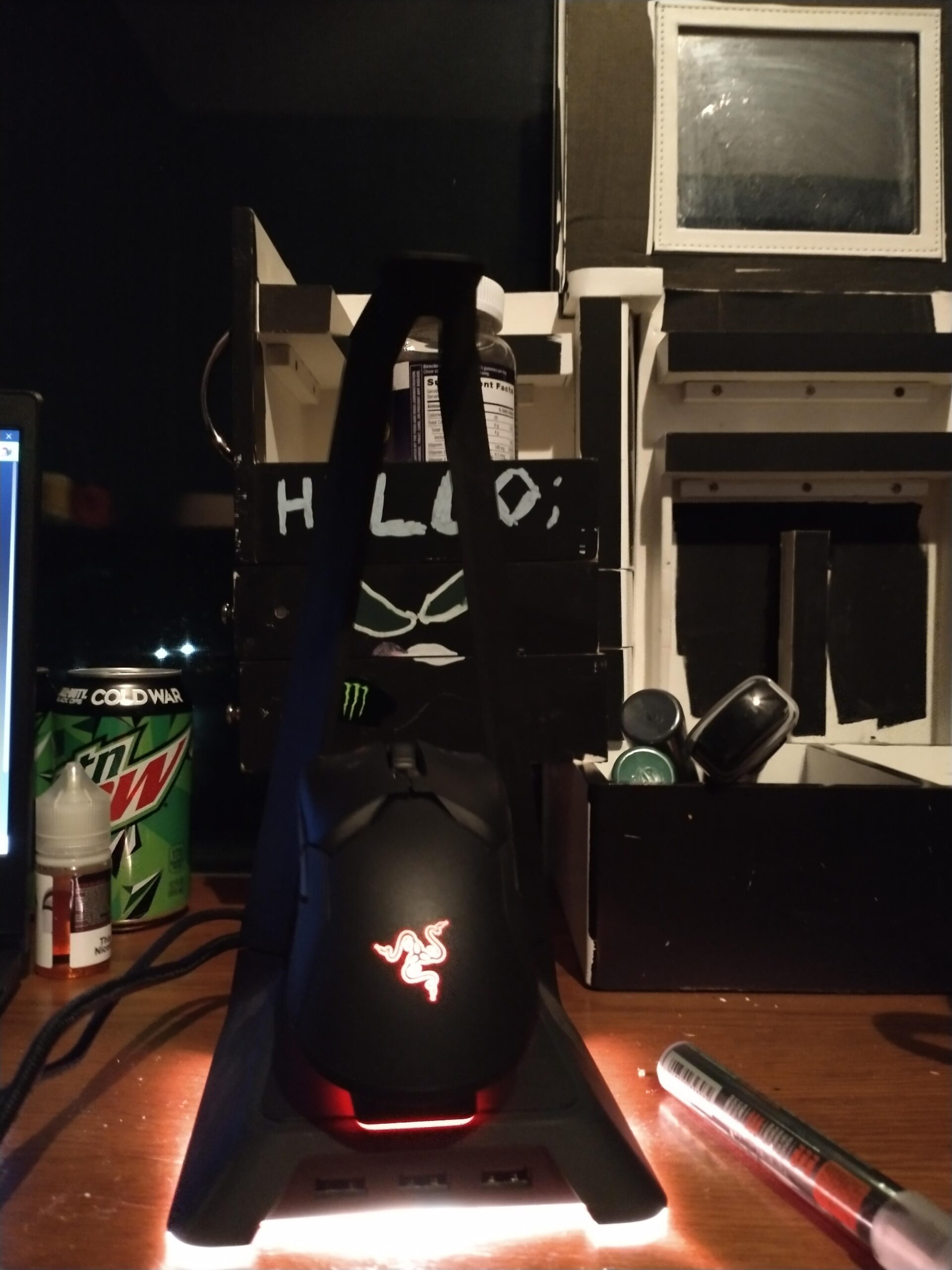 Razer Base Station V2 Chroma Headphone Headset Stand Holder customer photo 1