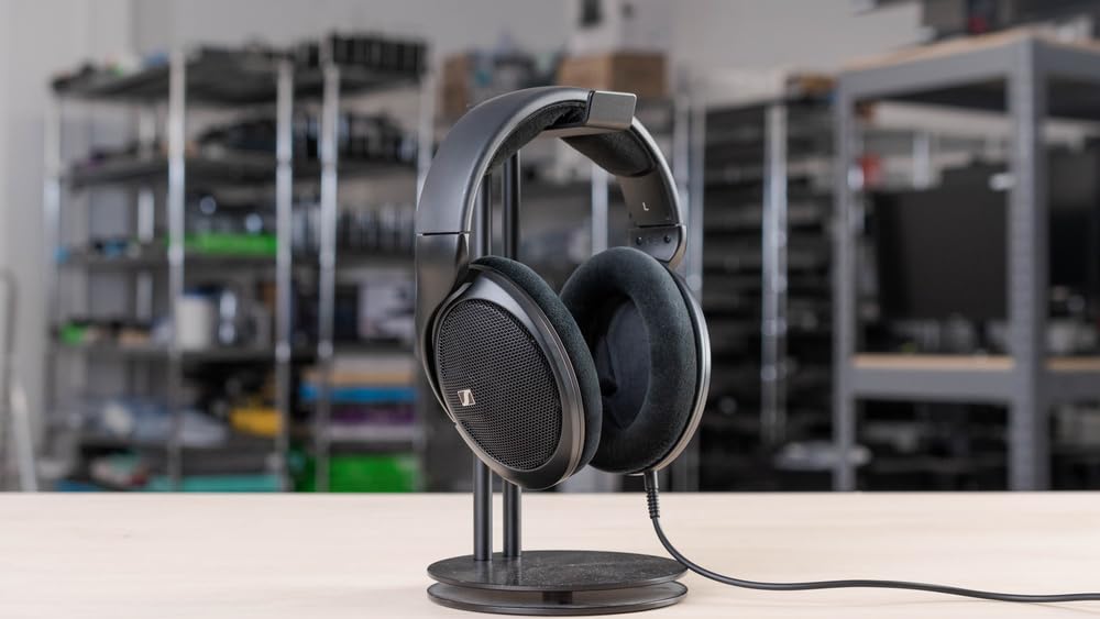 HD 560S Open-Back Over-Ear Wired Headphones - Neutral, Natural Sound for Music, Gaming, and Content Creation, Black customer photo 1