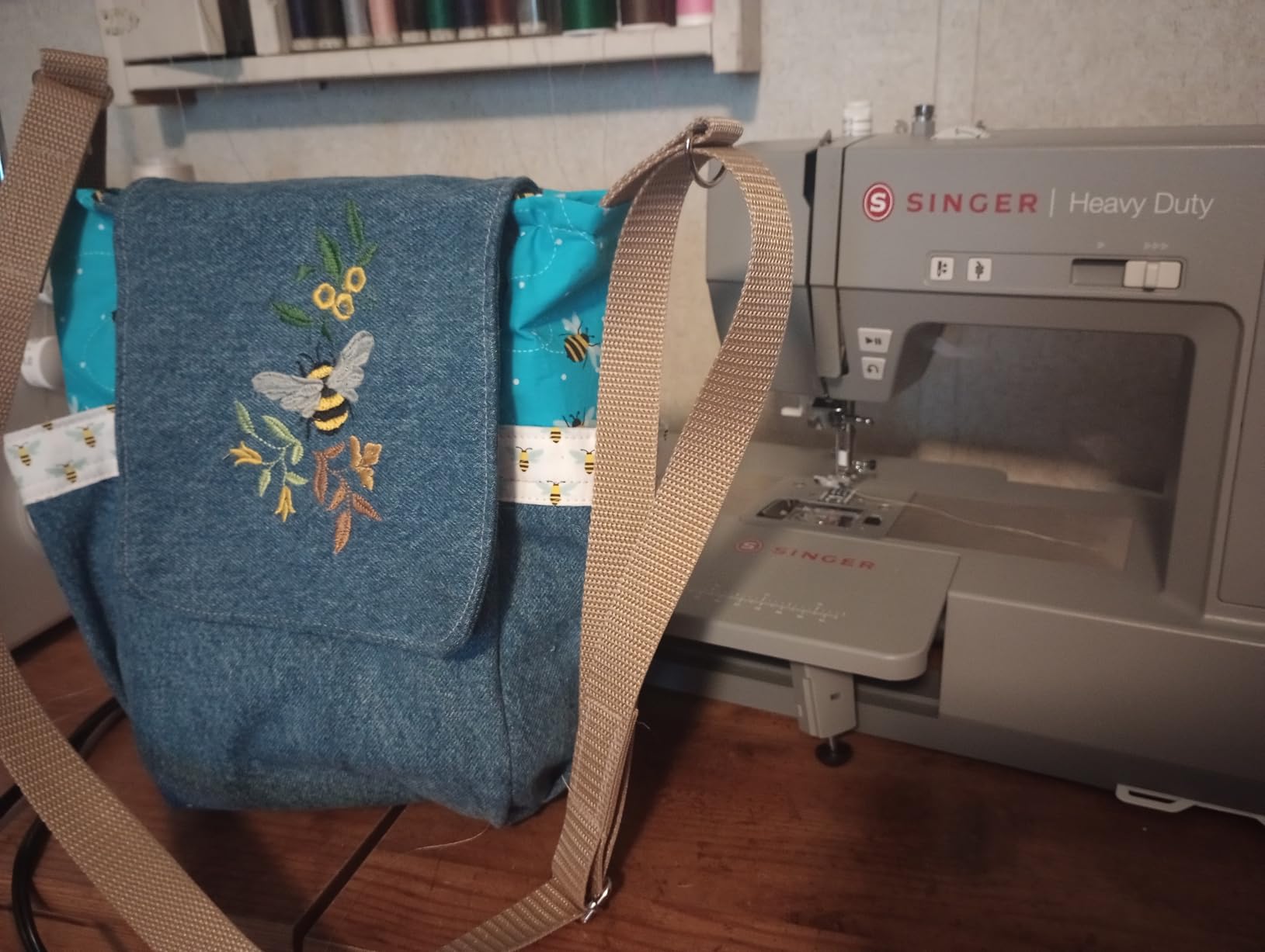 SINGER Heavy Duty 6700C Computerized Sewing Machine with Accessory Kit customer photo 1