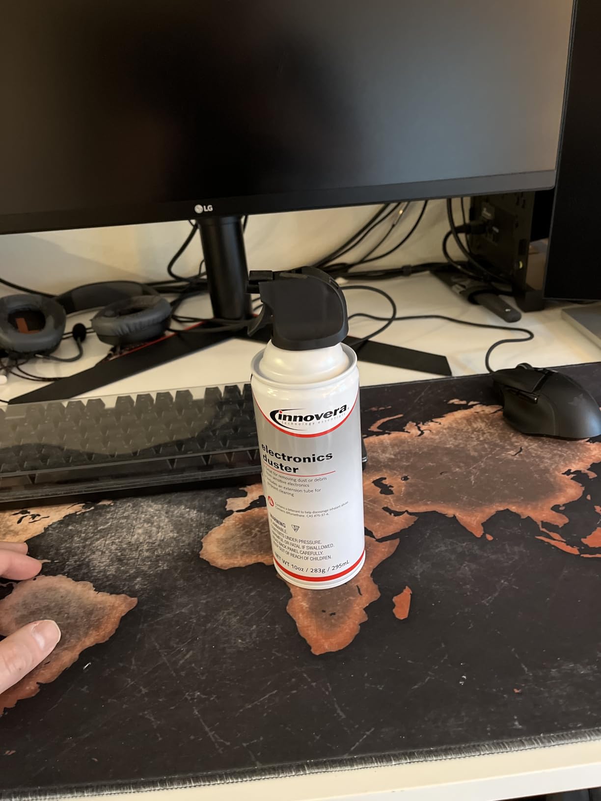 Innovera IVR10012 10 oz. Compressed Air Duster Cleaner (2/Pack) customer photo 1