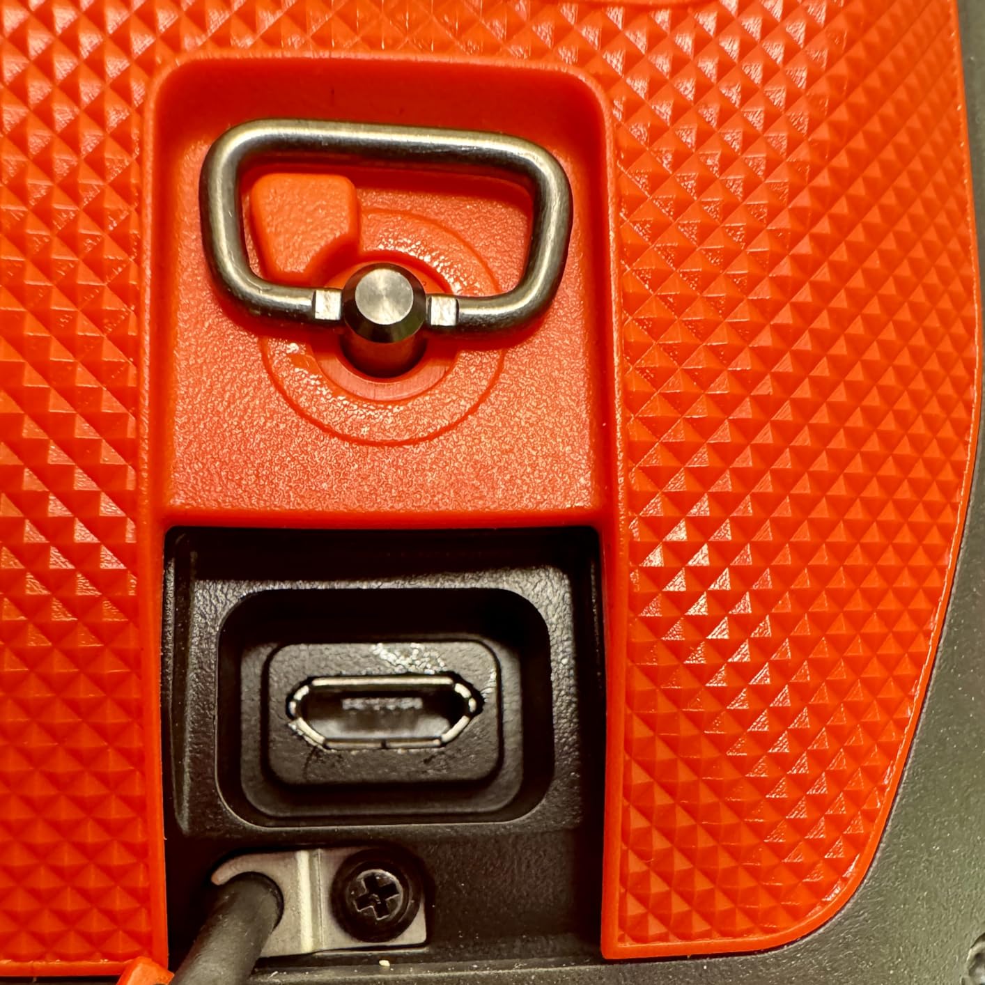 Garmin Alpha 200i/TT 15 Dog Tracking and Training Bundle, Handheld and Collar, Utilizes inReach Technology, Sunlight-readable 3.6