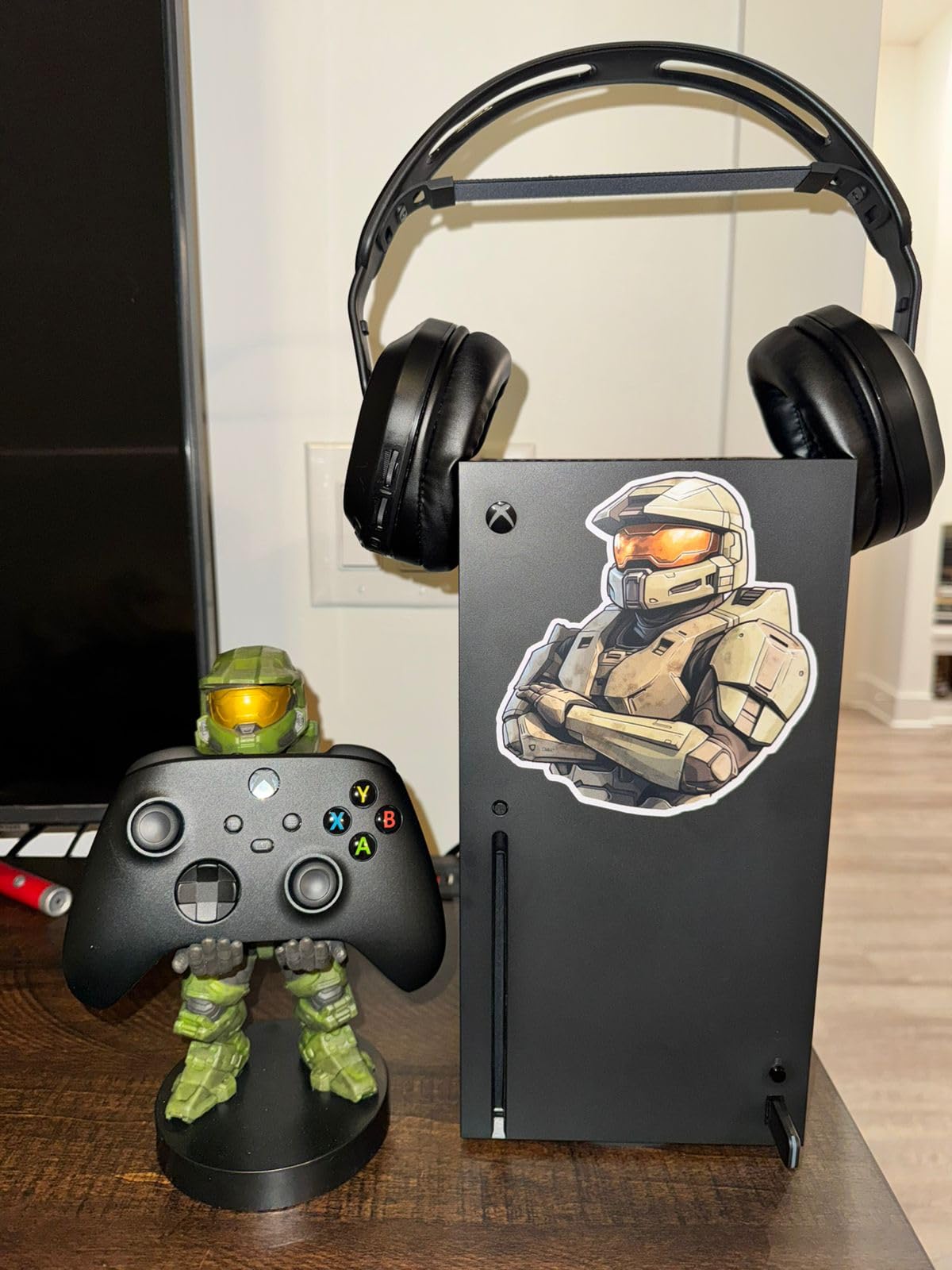 Exquisite Gaming: Halo: Master Chief - Mobile Phone & Gaming Controller Holder, Device Stand, Cable Guys, Xbox Licensed Figure, Green customer photo 2