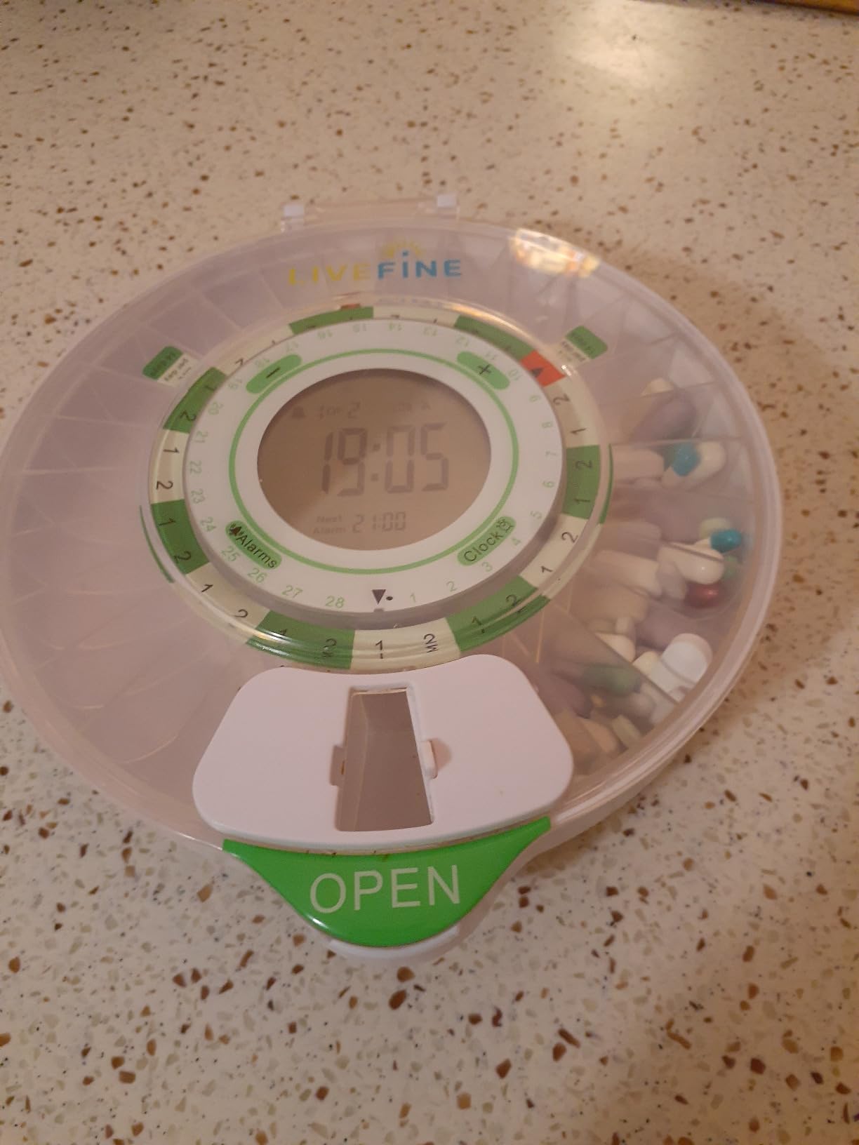 Live Fine 28-Day Automatic Pill Dispenser with Upgraded LCD Display, Key Lock, Sound & Light for Prescriptions, Medication, Vitamins, Supplements & More customer photo 2