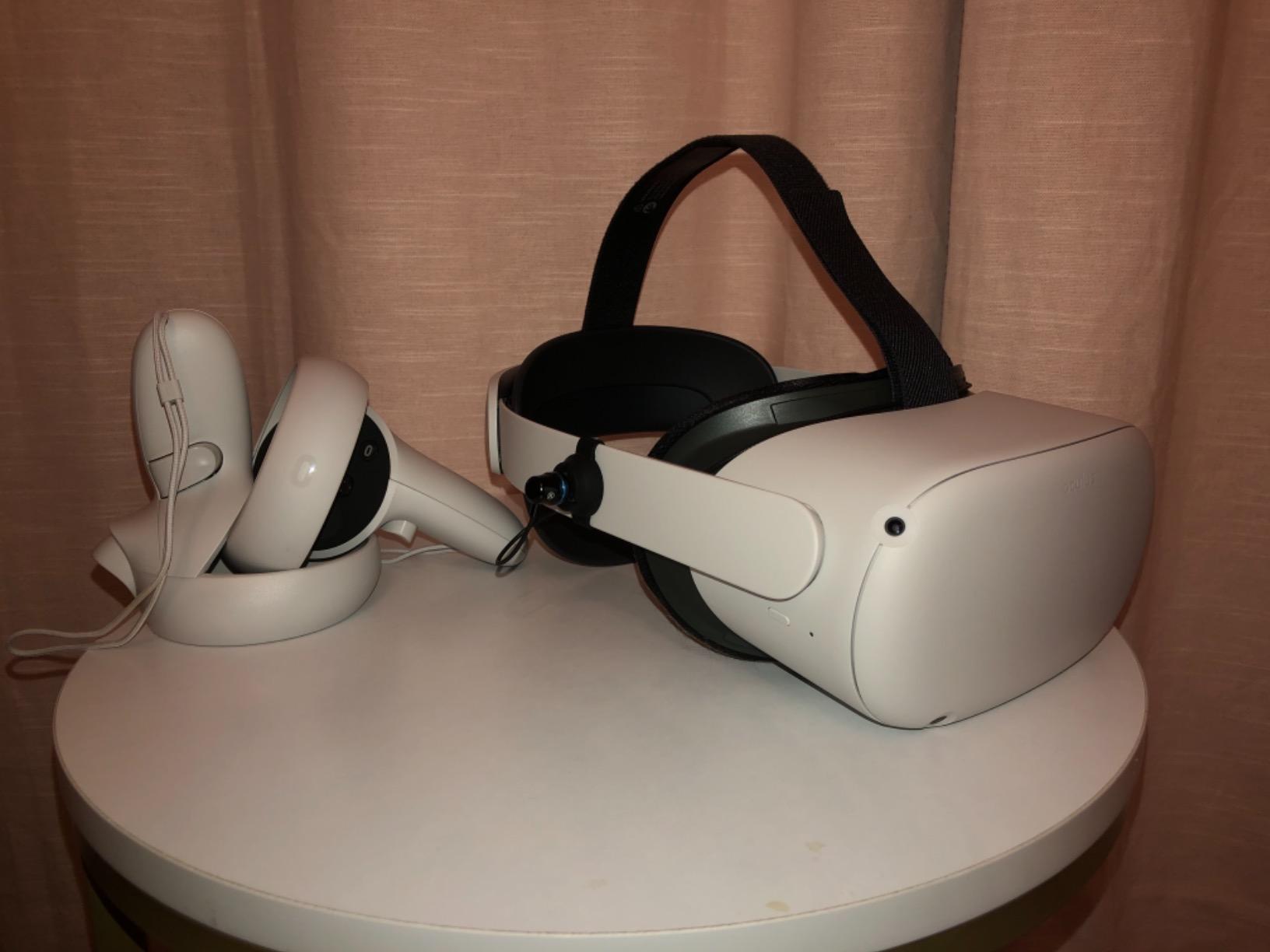 AMVR Noise Isolating Earbuds Earphones Custom Made Compatible with Meta Quest 2 VR Headset, with 3D 360 Degree Sound in-Ear Headphones and Earphone Silicone Holders (Not Compatible with Q3/Q3S) customer photo 1