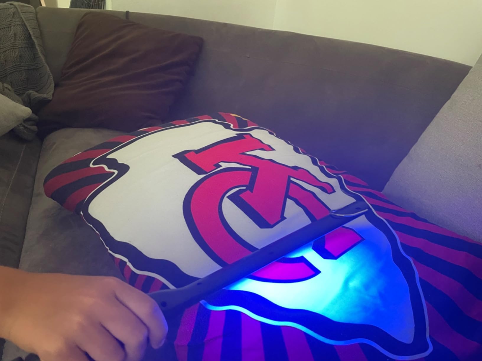 UV Light Sanitizer, UV Sanitizer Lamp Portable Travel UV Light Sanitizer Wand (Black) customer photo 1