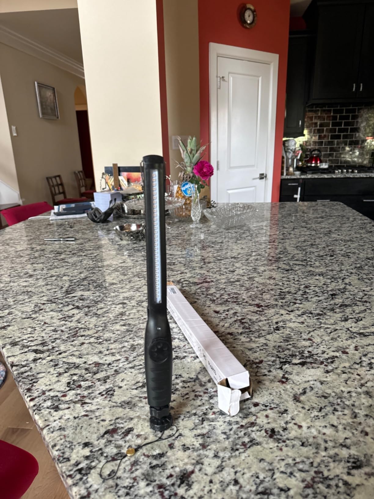 UV Light Sanitizer, UV Sanitizer Lamp Portable Travel UV Light Sanitizer Wand (Black) customer photo 2