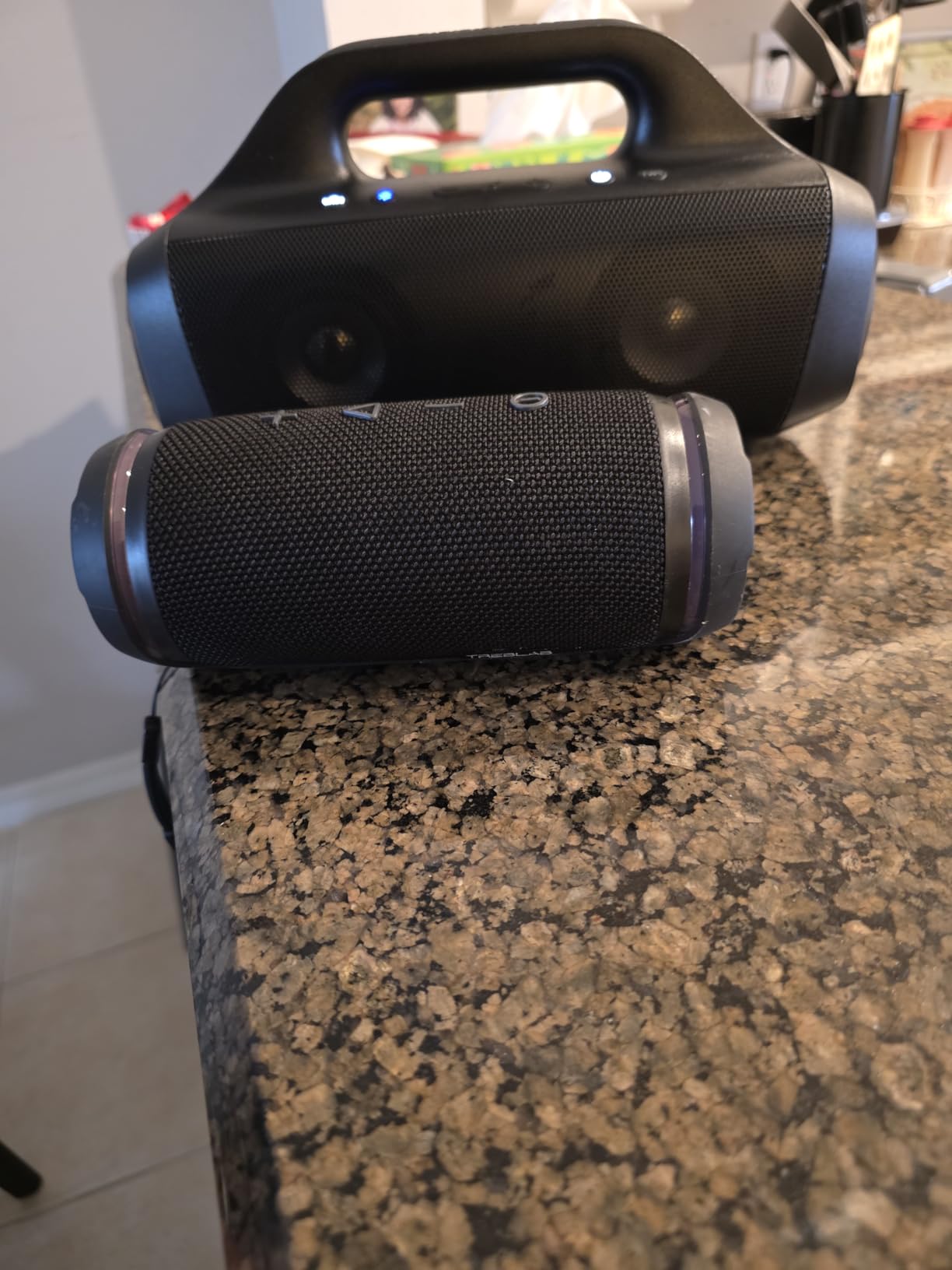 Anker Motion Boom Waterproof Bluetooth Speaker with Titanium Drivers, BassUp Technology, IPX7, 24H Playtime, App, Built-in Handle, Outdoor Speaker for Camping, Pool, Beach, Backyard customer photo 1