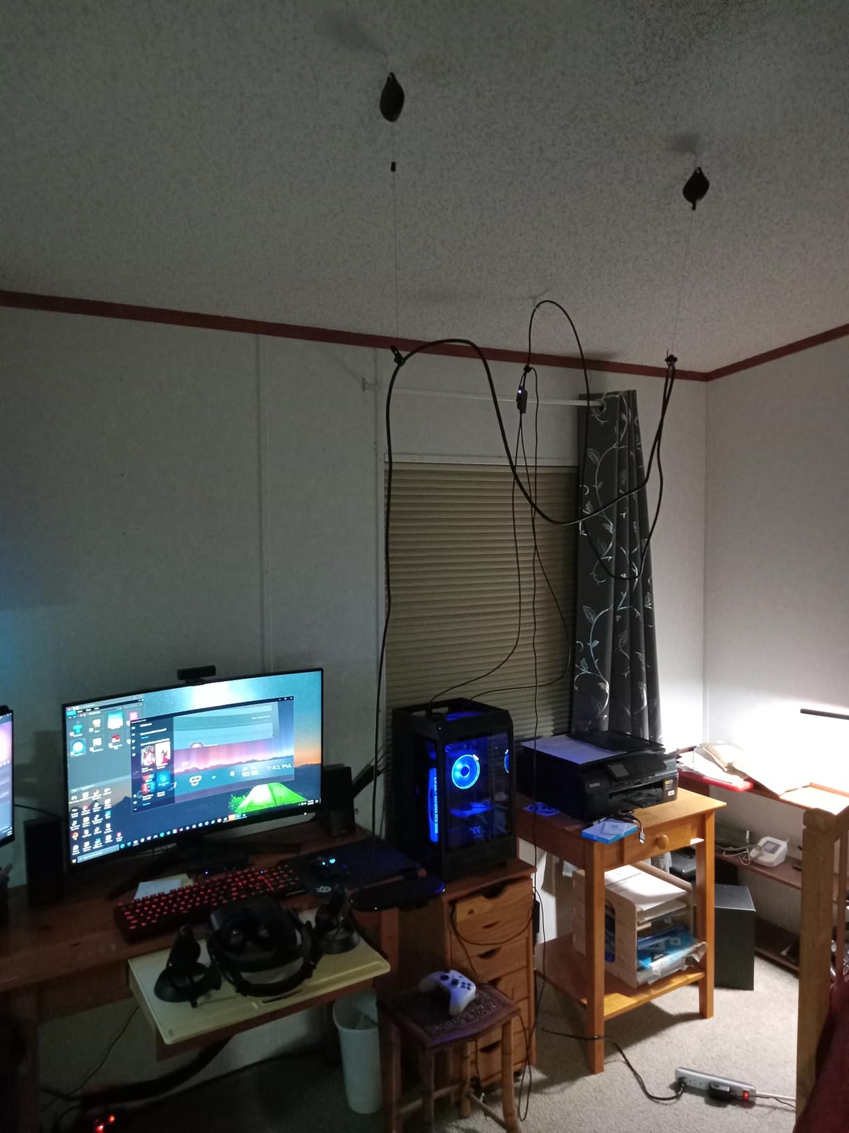 CALIDAKA VR Cable Management 3Packs Retractable Ceiling Pulley System Compatible with Oculu-s Rift S/Ps Vr/Viv E for Oculu-s Ques-t 2 VR Accessories with 360° Rotations Noise-Free customer photo 2