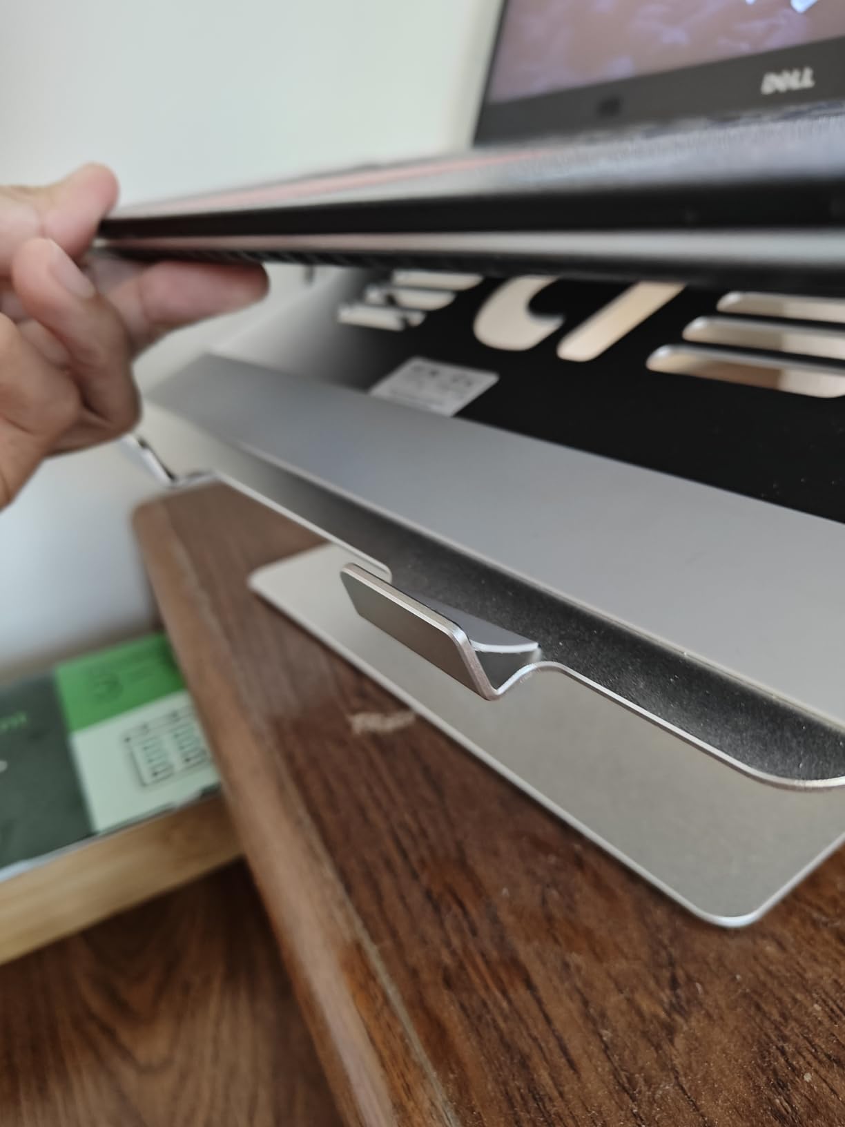 Lamicall Adjustable Laptop Stand, Portable Laptop Riser, Aluminum Laptop Stand for Desk Foldable, Ergonomic Computer Notebook Stand Holder for MacBook Air Pro, Dell XPS, HP (10-17.3'') - Black customer photo 1