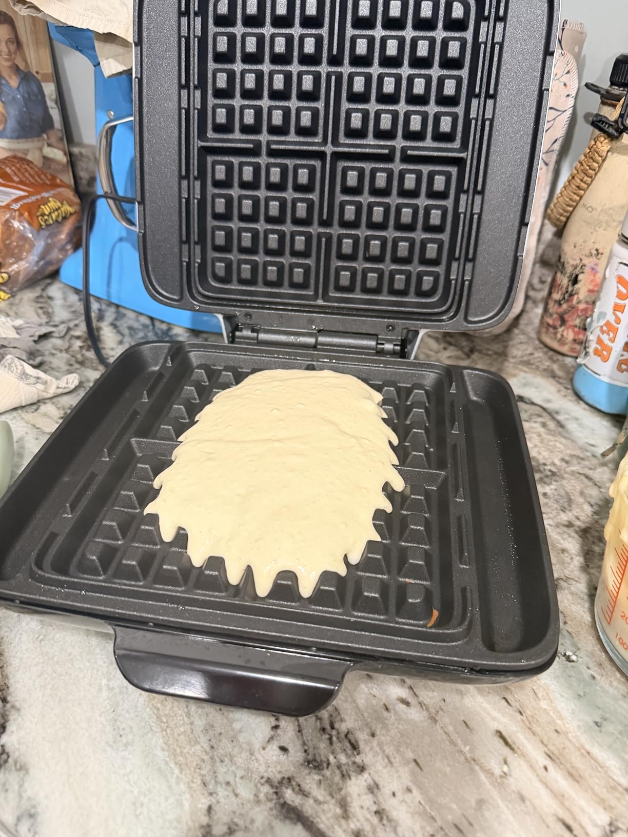 Dash No-Drip Waffle Maker - Quad Waffle Maker for Hassle-Free Breakfasts - Dual Nonstick Heating Plates & Quick Heat-Up System - Easy-Release Surface - Silver customer photo 1