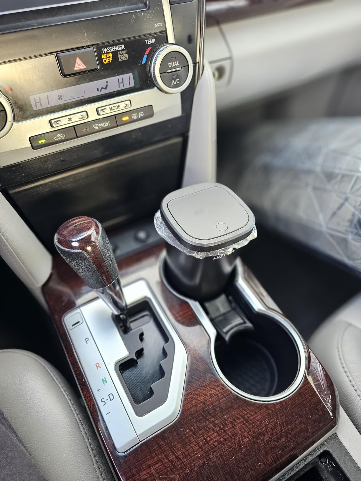 HOTOR Car Trash Can, Car Trash Cup with 30 Additional Trash Bags for Exclusive Using, Multipurpose Trash Can for Car, Office & Home to Meet Various Needs - 2 Packs, Black customer photo 2