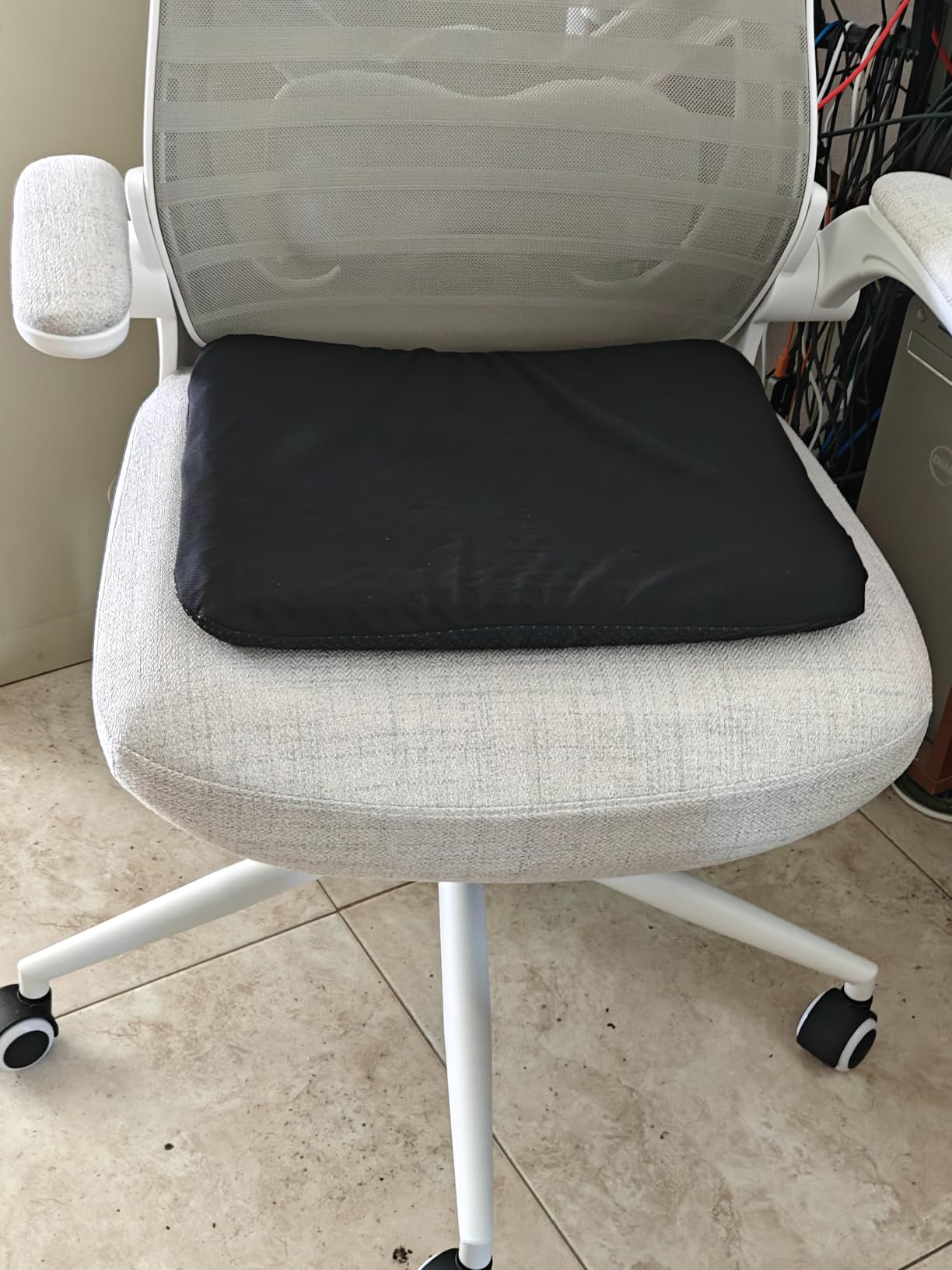 SelectSoma Double-Thick Gel Seat Cushion for Long Sitting Pressure Relief for Back, Sciatica, Coccyx, Tailbone Pain - Cushion for Office Chair, Wheelchair, Car & Truck, Patio Chairs - Egg Seat Pad customer photo 1