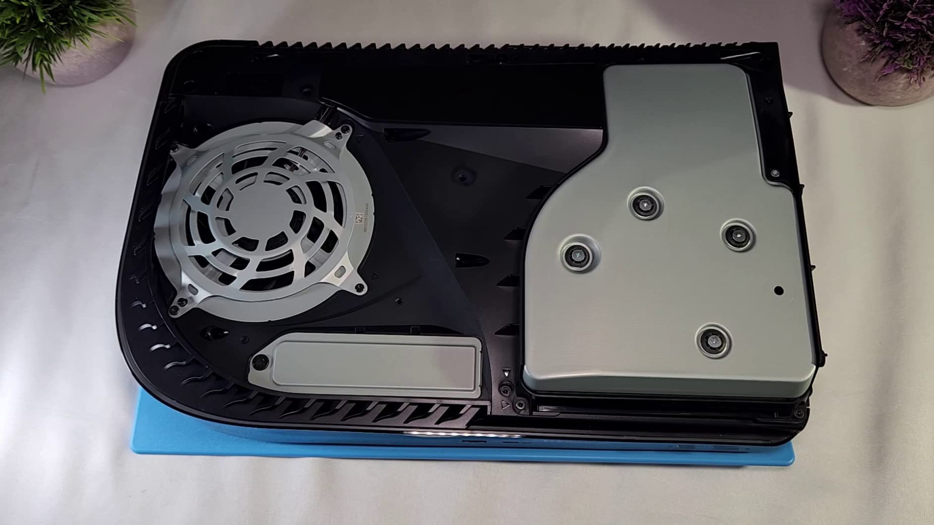 WD_BLACK 1TB SN850 NVMe Internal Gaming SSD Solid State Drive with Heatsink - Works with PlayStation 5, Gen4 PCIe, M.2 2280, Up to 7,000 MB/s - WDS100T1XHE customer photo 2