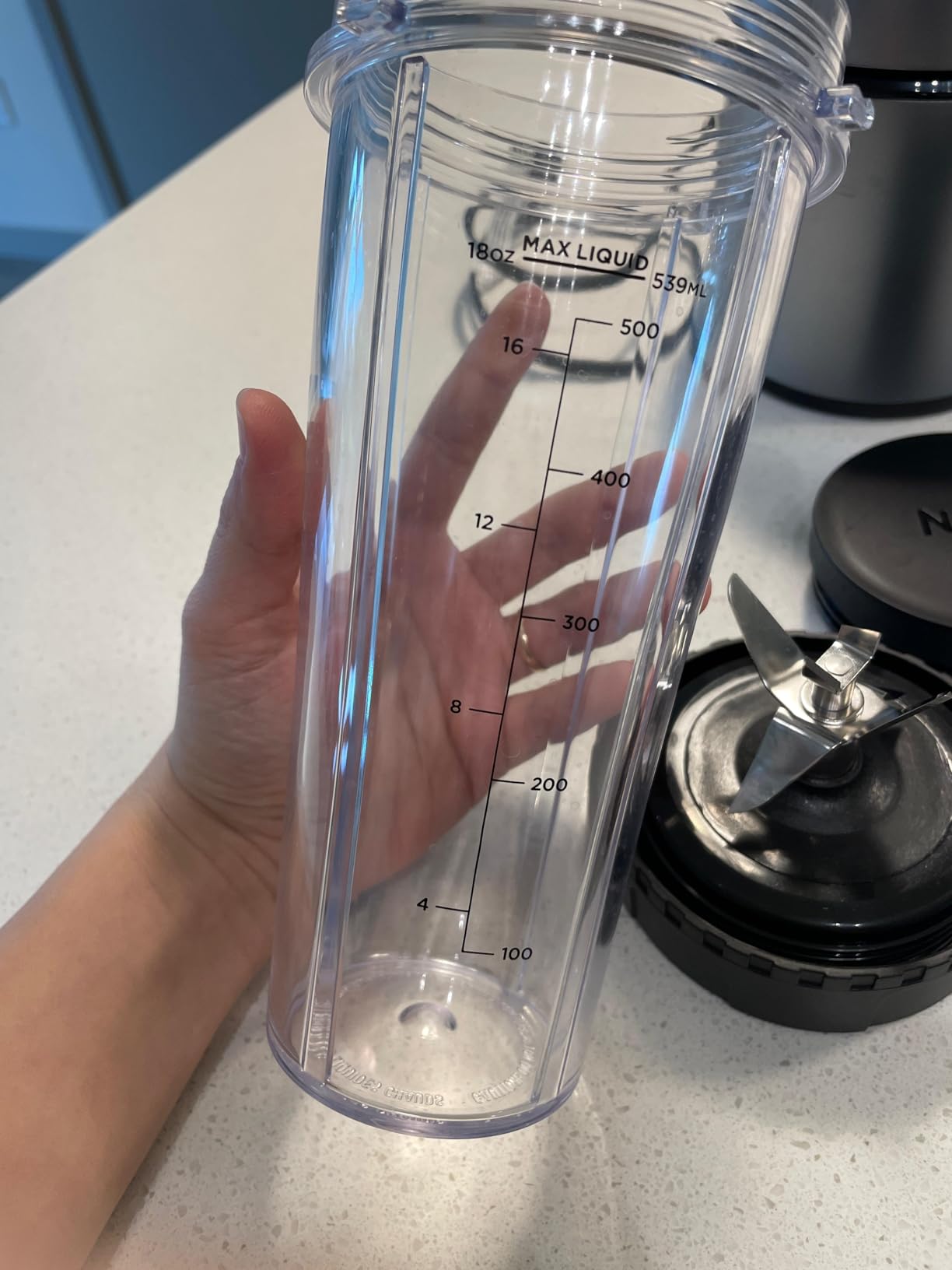 Ninja | Blender | Nutri Pro | Single Serve | For Smoothies, Salsa, Shakes and Frozen Drinks | Includes 2 Smoothie Cups & Lids | Crushes Ice, Fruit & Veggies |Silver | BN401 customer photo 2