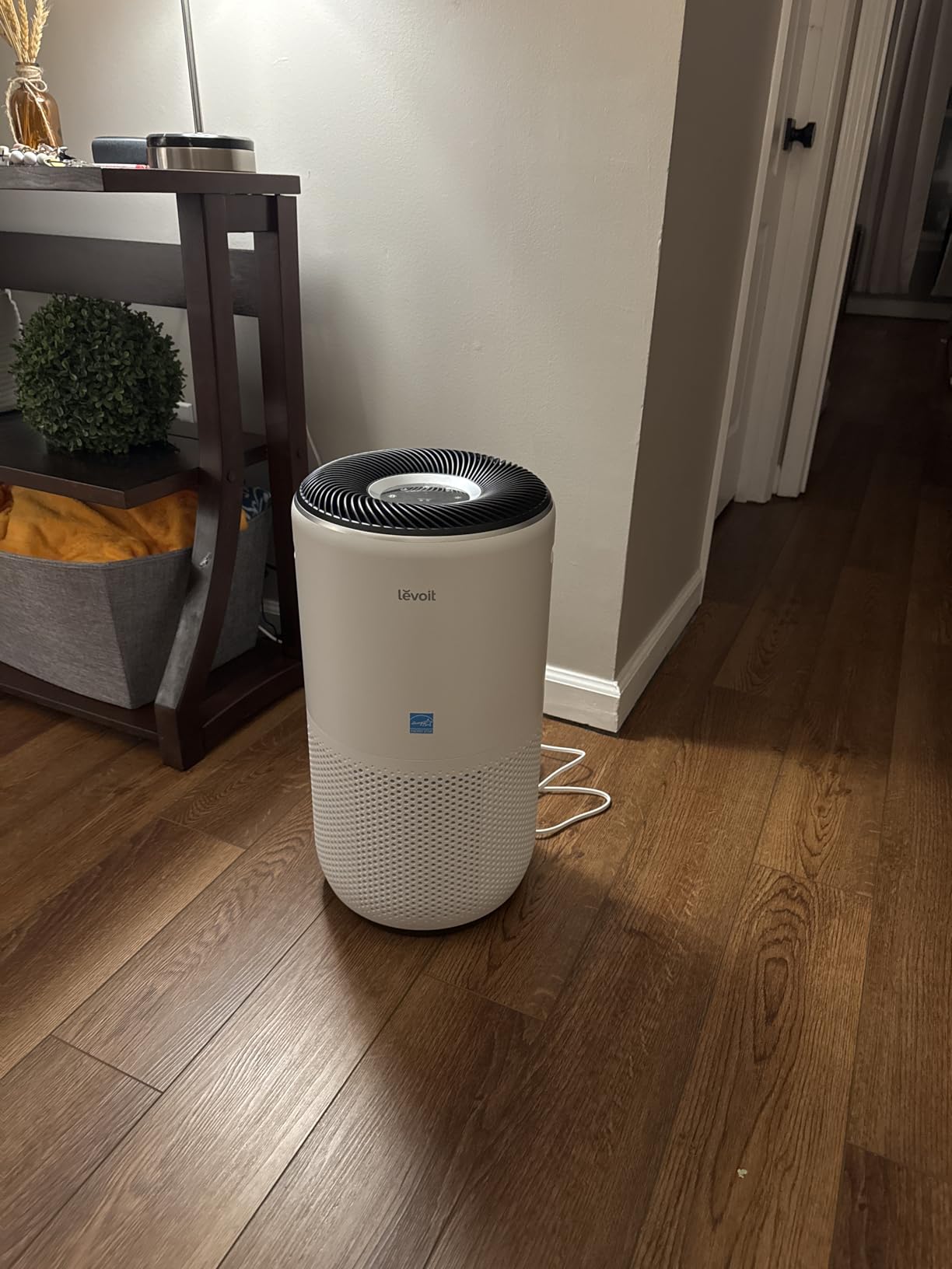 LEVOIT Air Purifiers for Home Large Room Up to 1733 Ft² With HEPA Sleep Mode, AHAM VERIFIDE, Auto Mode, Air Quality Monitor, Smart WiFi, 3-in-1 Filter For Pet Allergy, Smoke, Dust, Core 400S-P, White customer photo 1