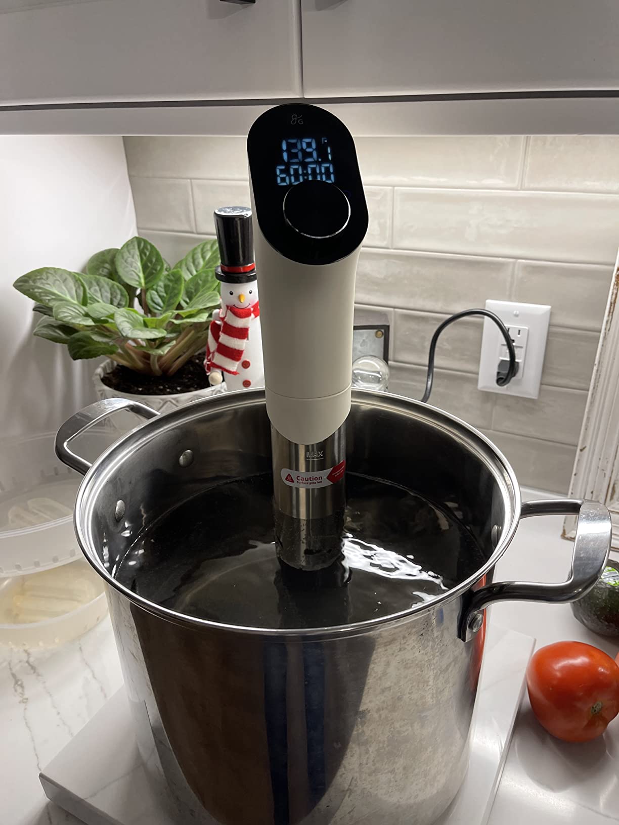 Greater Goods Kitchen Sous Vide Machine - Precision Cooker, Immersion Circulator, Brushless Motor, 1100 Watts (Onyx Black) customer photo 1