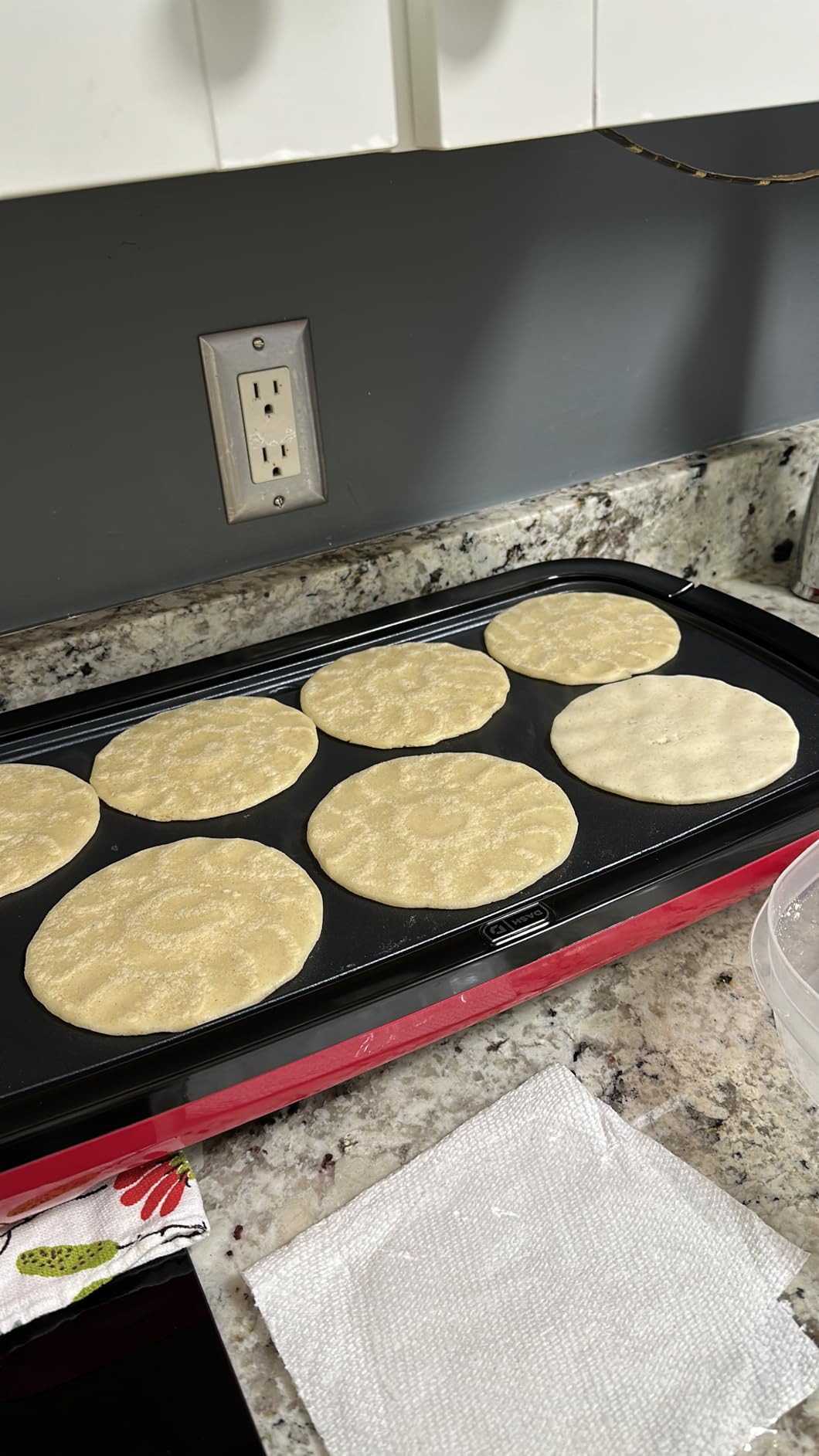 Dash Everyday Electric Griddle - Indoor Griddle for Versatile Cooking - Features Quick-Heating, Anti-Slip Feet, and Removable, Nonstick Plate - Aqua customer photo 1