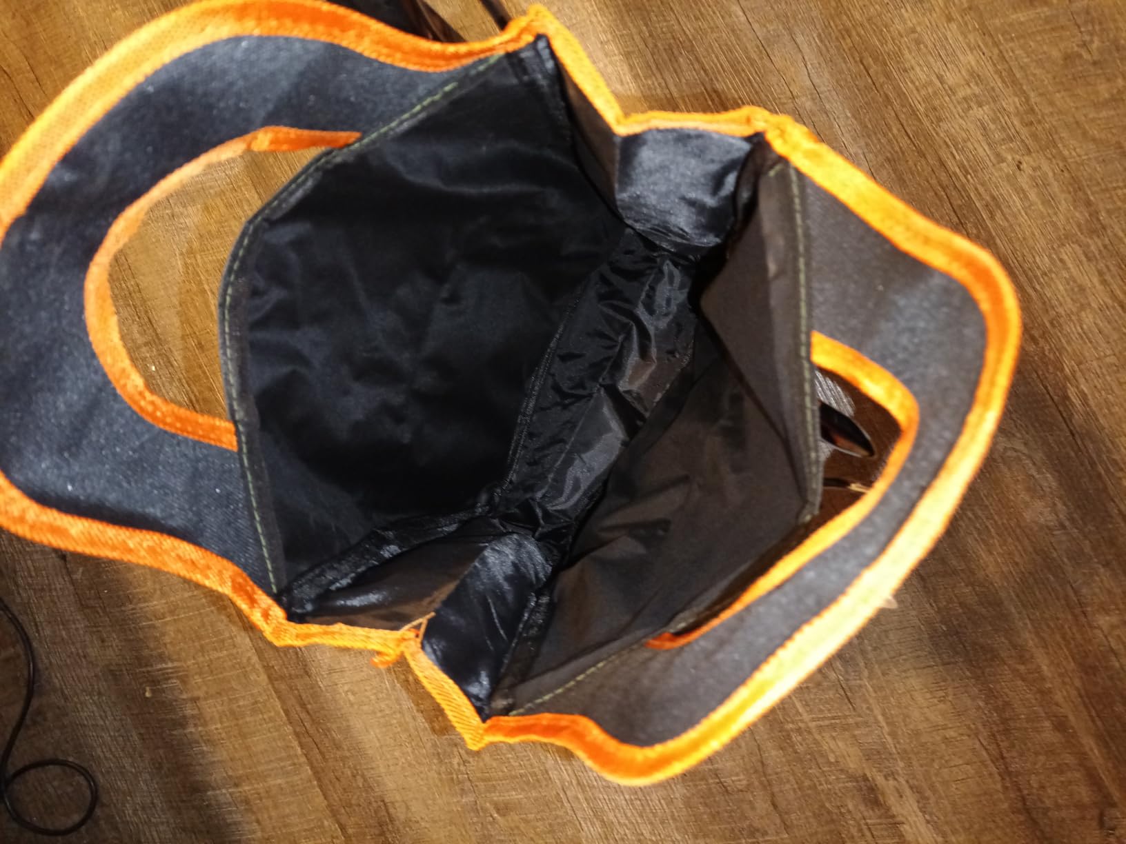 Garden Tool Set,10 PCS Stainless Steel Heavy Duty Gardening Tool Set with Soft Rubberized Non-Slip Ergonomic Handle Storage Tote Bag,Gardening Tool Set Gifts for Women and Men customer photo 1