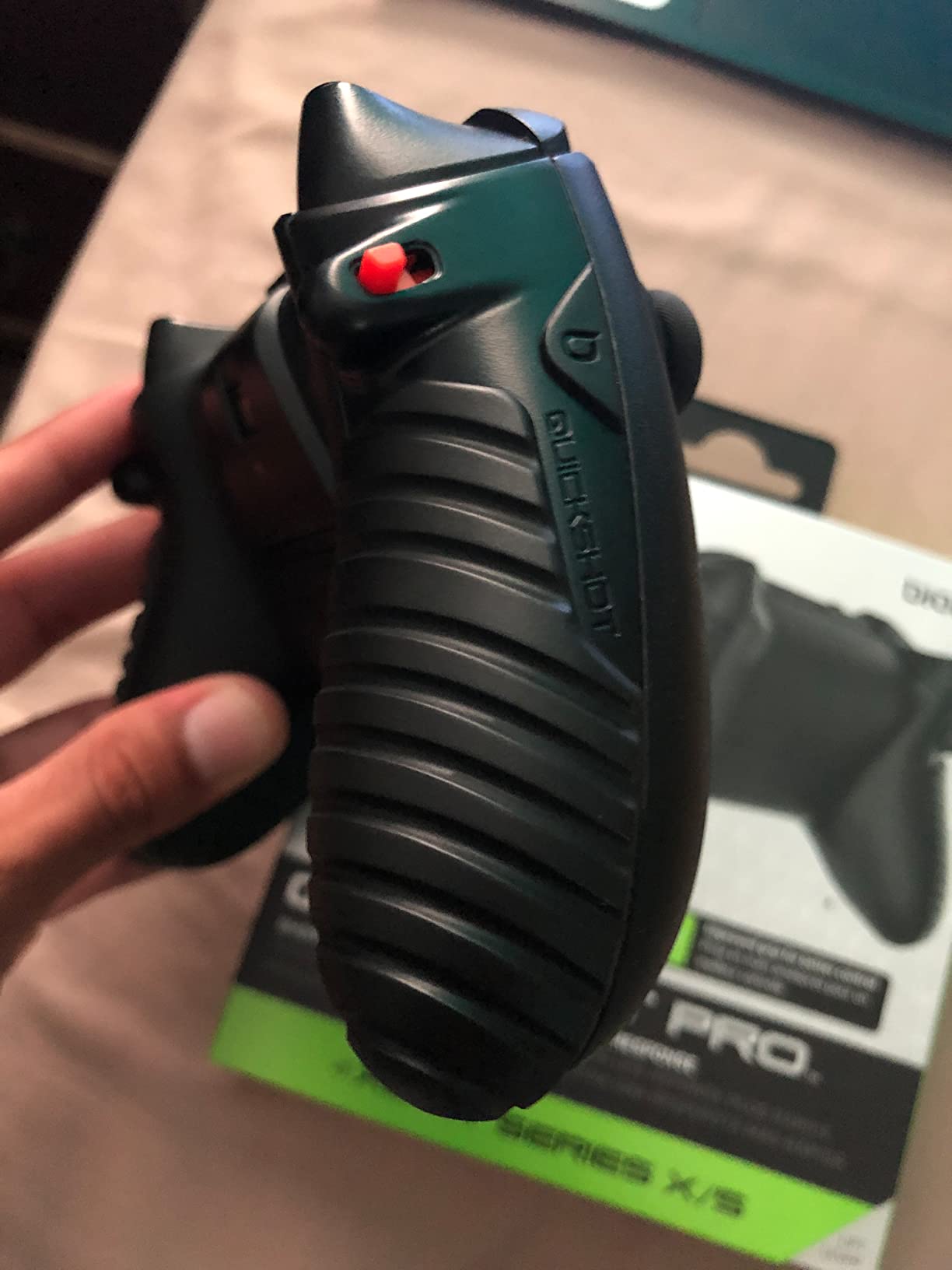 Bionik Quickshot Pro For Xbox Series X/S: Custom Grip and Dual Trigger locks for Faster Shots and Improved Gameplay customer photo 2
