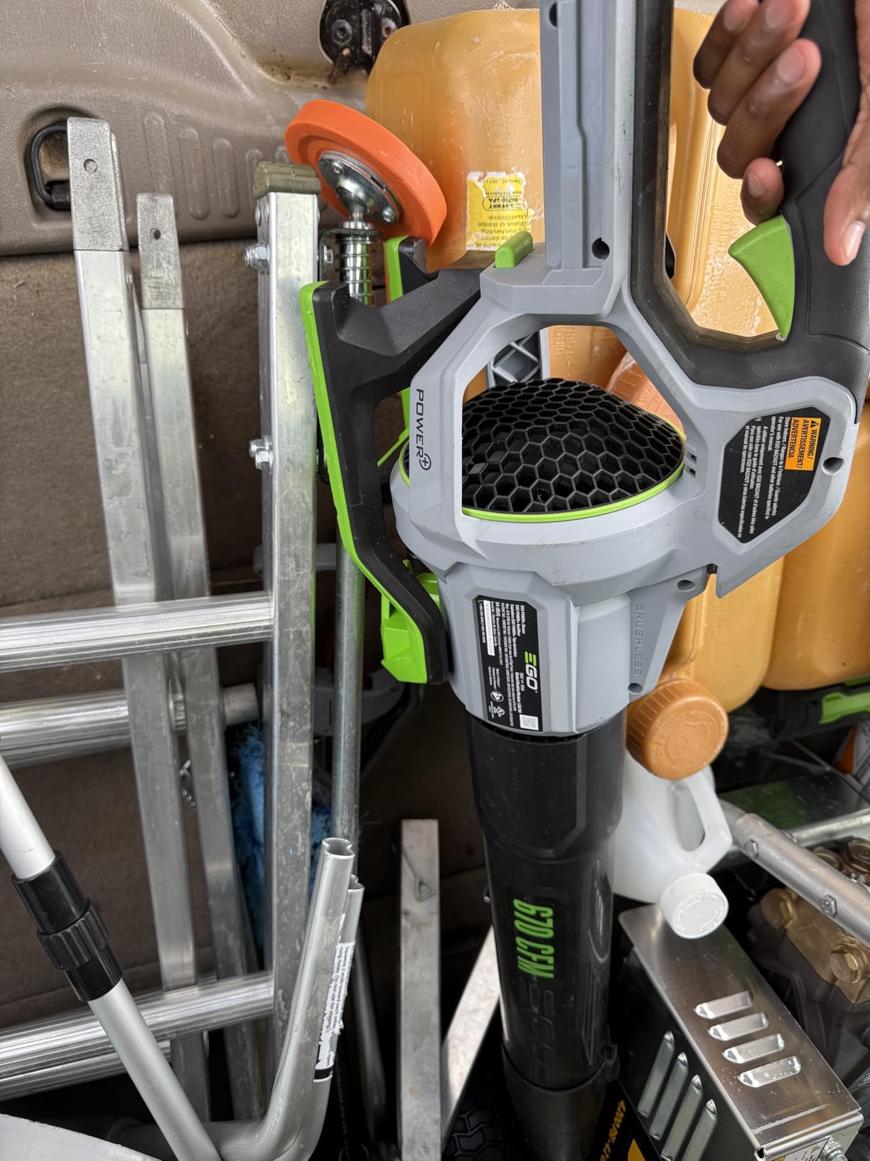 EGO POWER+ Leaf Blower, Cordless Electric 615 CFM, Includes 56V 2.5Ah Battery and Charger - LB6151 customer photo 2