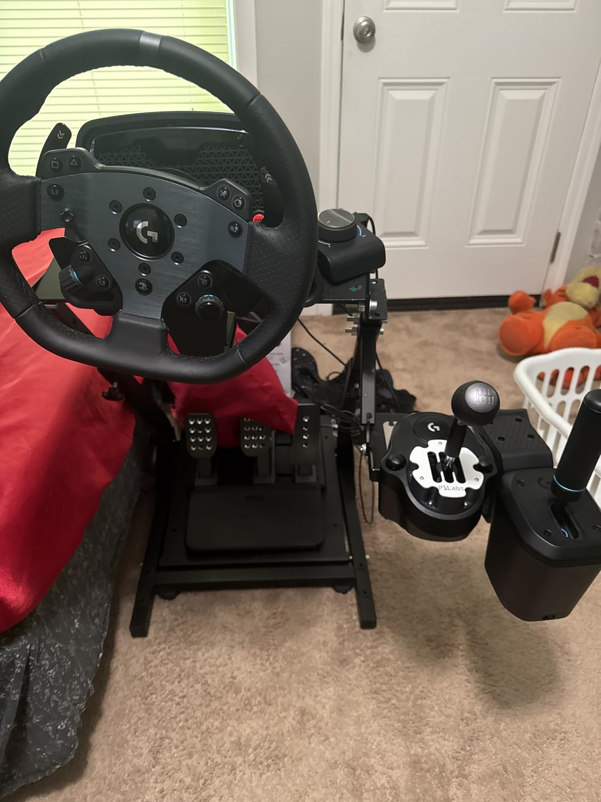 Logitech G PRO Racing Wheel - Direct Drive 11 Nm Force Feedback, Ultra-Realistic Feedback, Magnetic Gear Shift Paddles, Dual Clutch customer photo 1