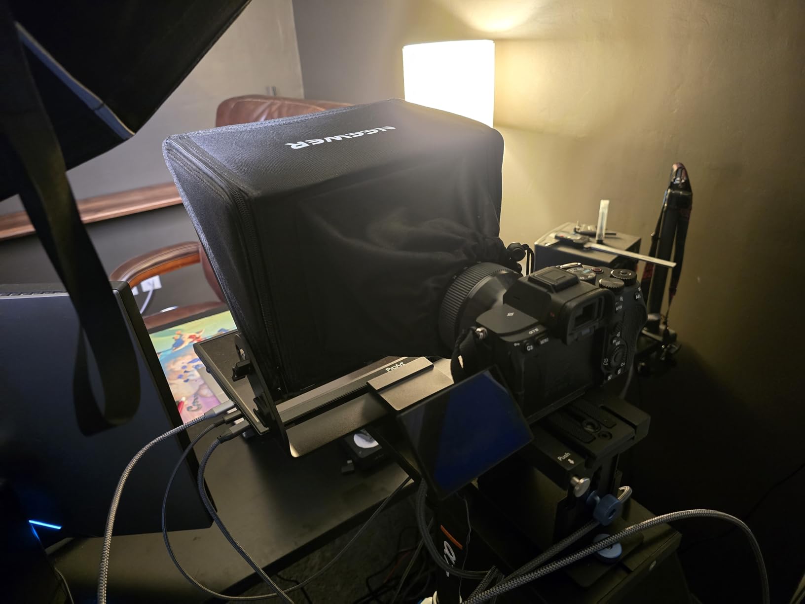 NEEWER X12 14 inch Aluminum Alloy Teleprompter for iPad Tablet Smartphone DSLR Cameras with Remote Control, Carry Case, APP Compatible with iOS/Android for Online Teaching/Vlogger/Live Streaming customer photo 2