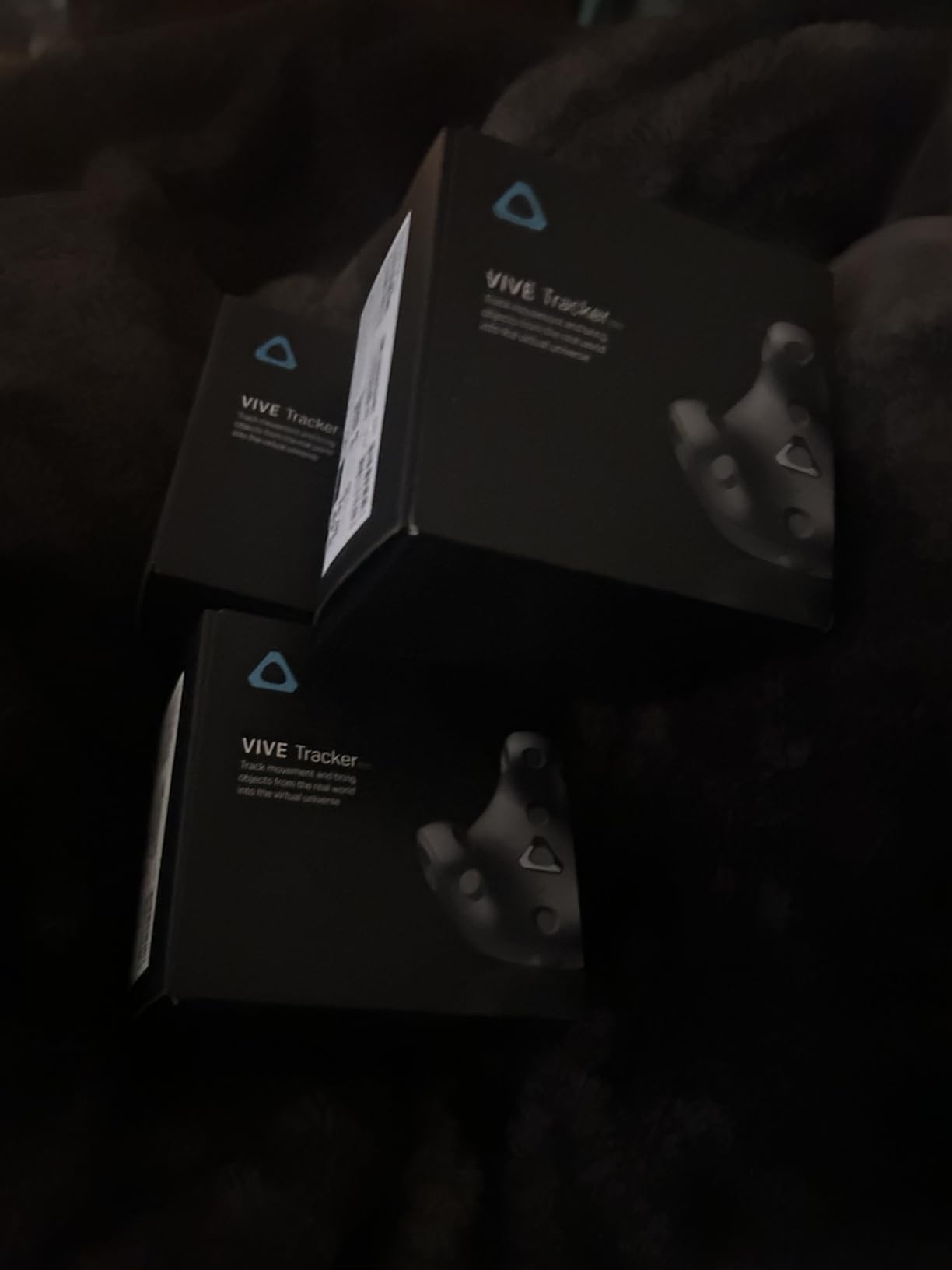 HTC VIVE Tracker (3.0) - Full-Body Tracking for SteamVR, VRChat, Motion Capture customer photo 2