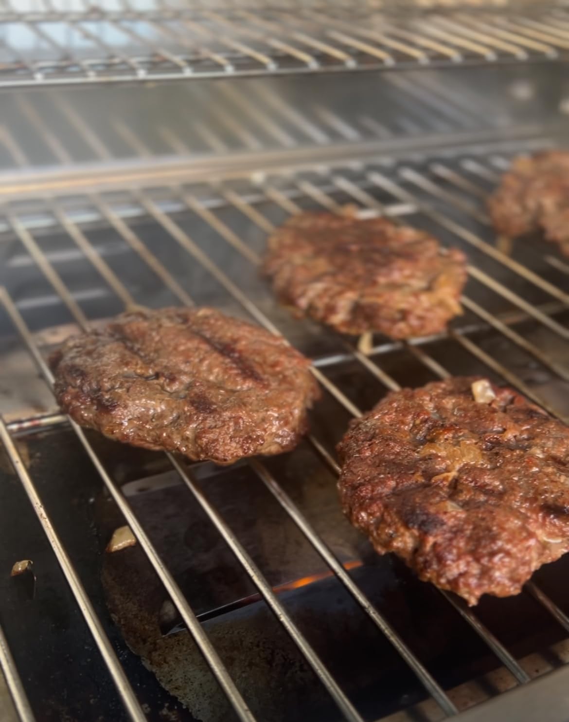 Royal Gourmet GT1001 Stainless Steel Portable Grill, 10000 BTU BBQ Tabletop Gas Grill with Folding Legs and Lockable Lid, Outdoor Camping, Deck and Tailgating, Silver customer photo 1